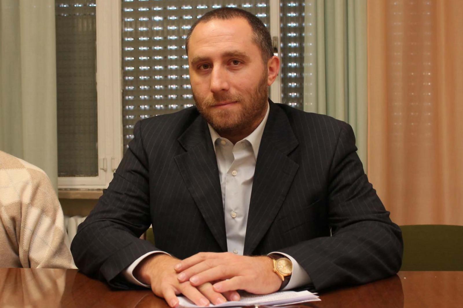 La malattia si porta via Emanuele Ulisse, 48 anni