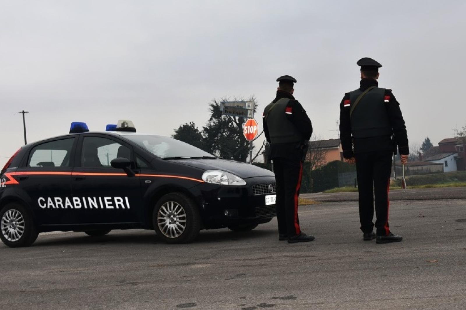 Spaccio e armi a Badia, arrestati due giovani