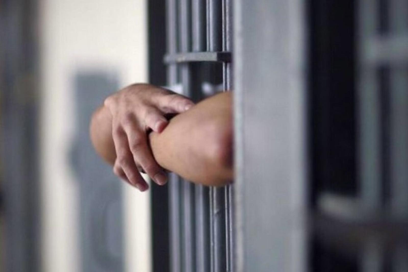 Si uccide in carcere, terzo caso in un mese