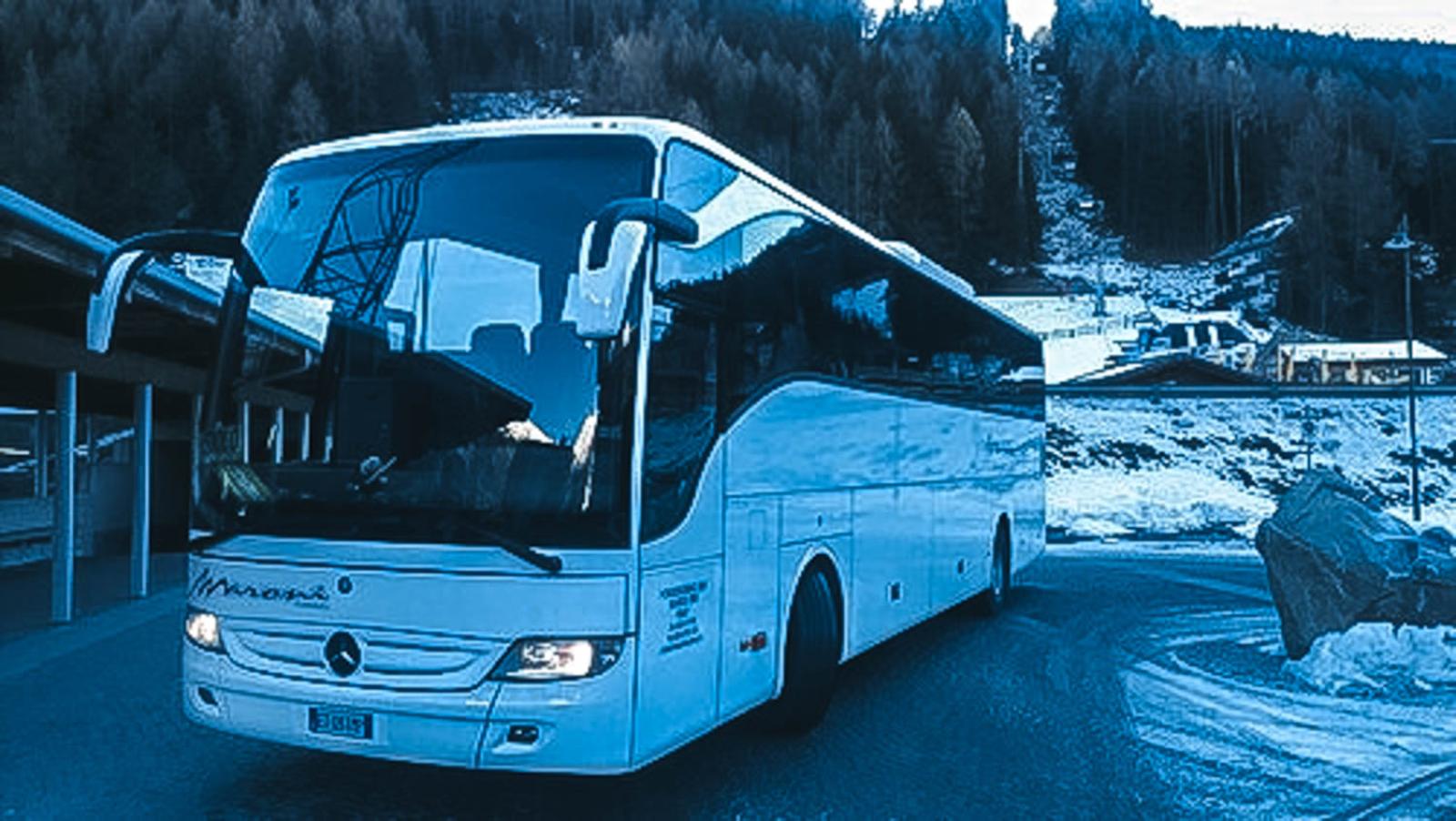 Pullman sequestrato, 27 polesani appiedati nella neve in Austria