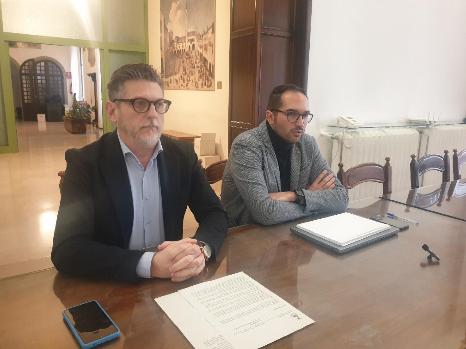 Piscina, confermato: chiude tutto