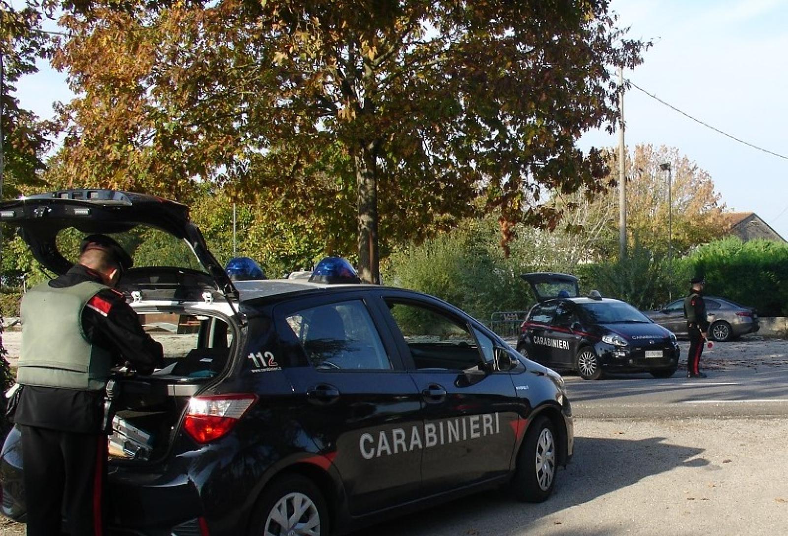 Carabinieri,  controlli intensi sul territorio, dieci persone deferite in stato di libert&agrave;
