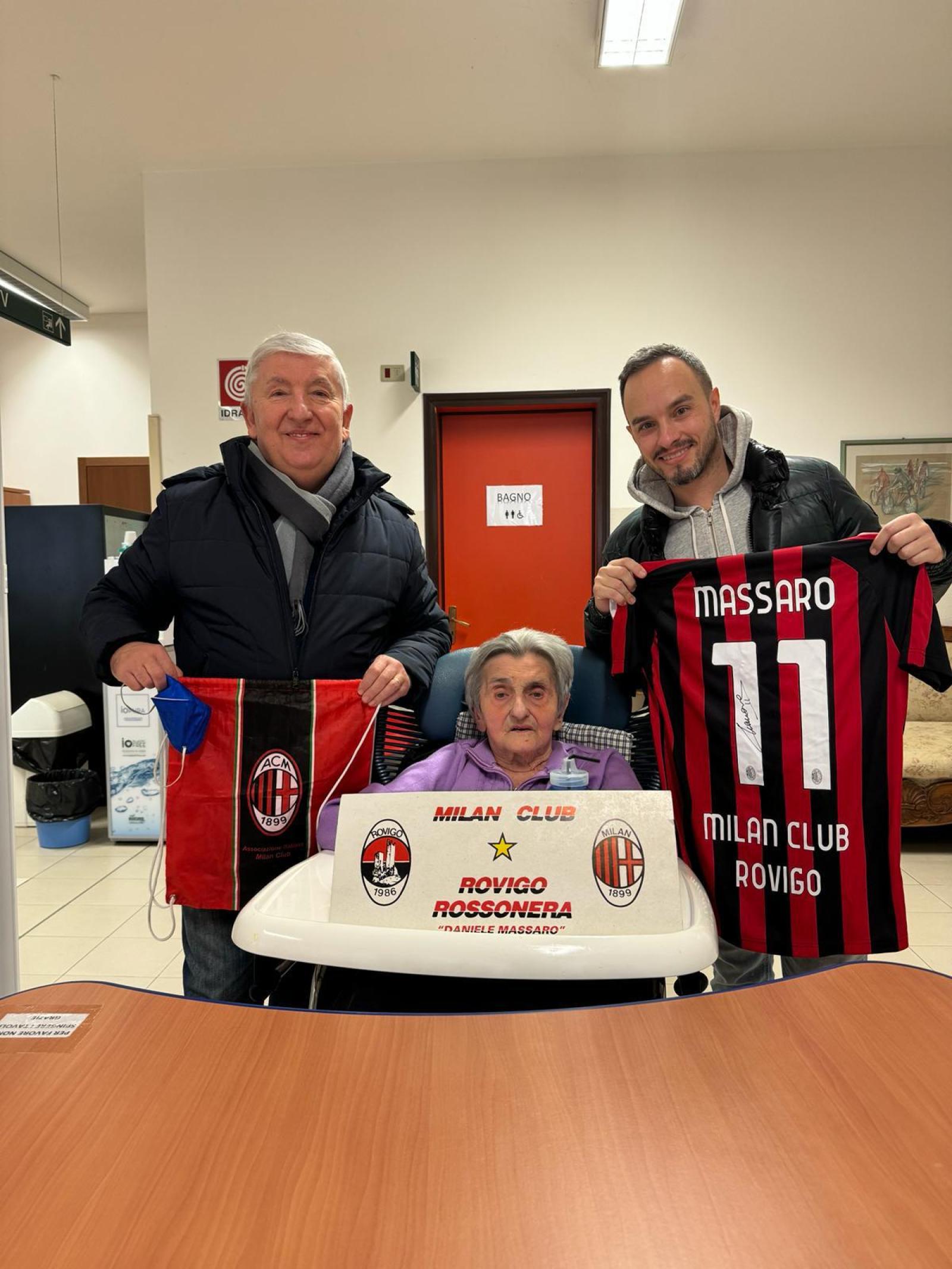 Auguri rossoneri per nonna Giuliana