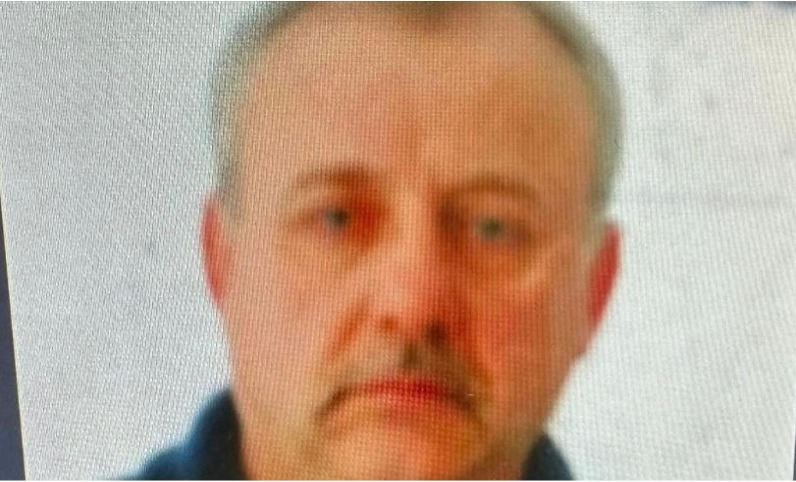 Esce dall'ospedale e scompare