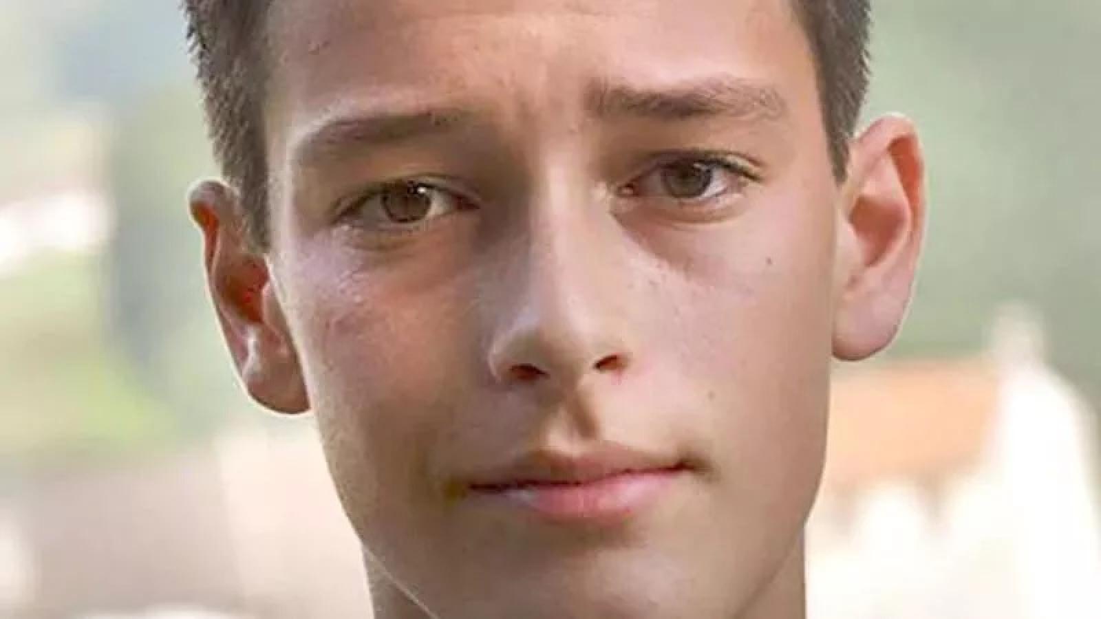 Cade in una buca di tre metri e muore