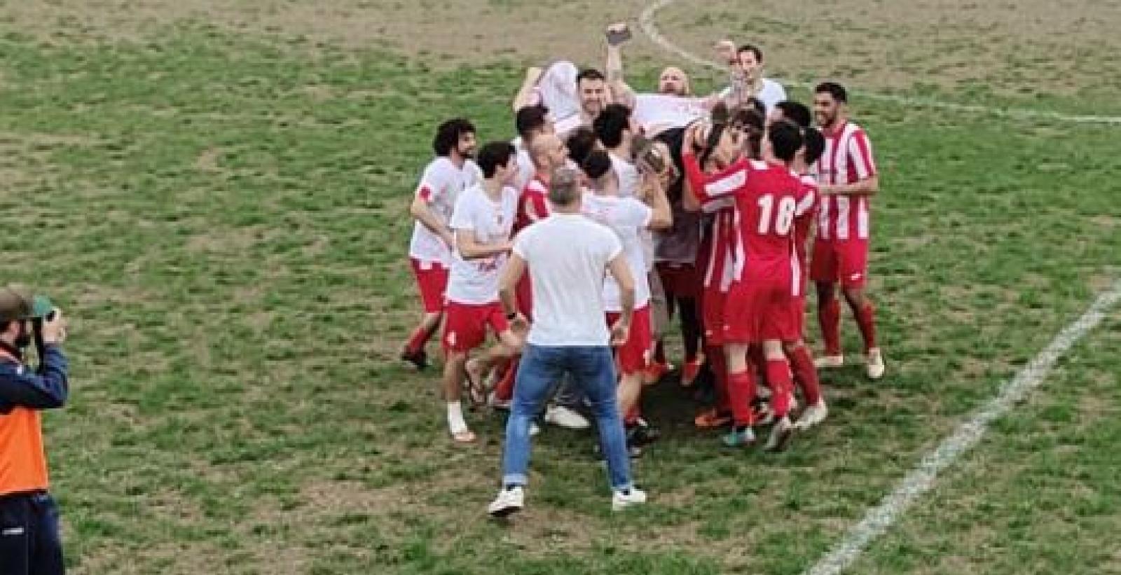 La Ficarolese vola in Seconda categoria: Un'impresa da record