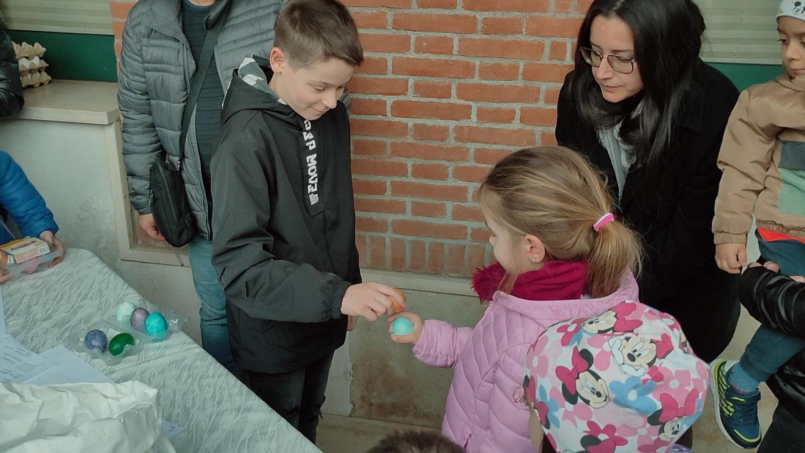 La festa del Cozzo delle uova anima Taglio di Po