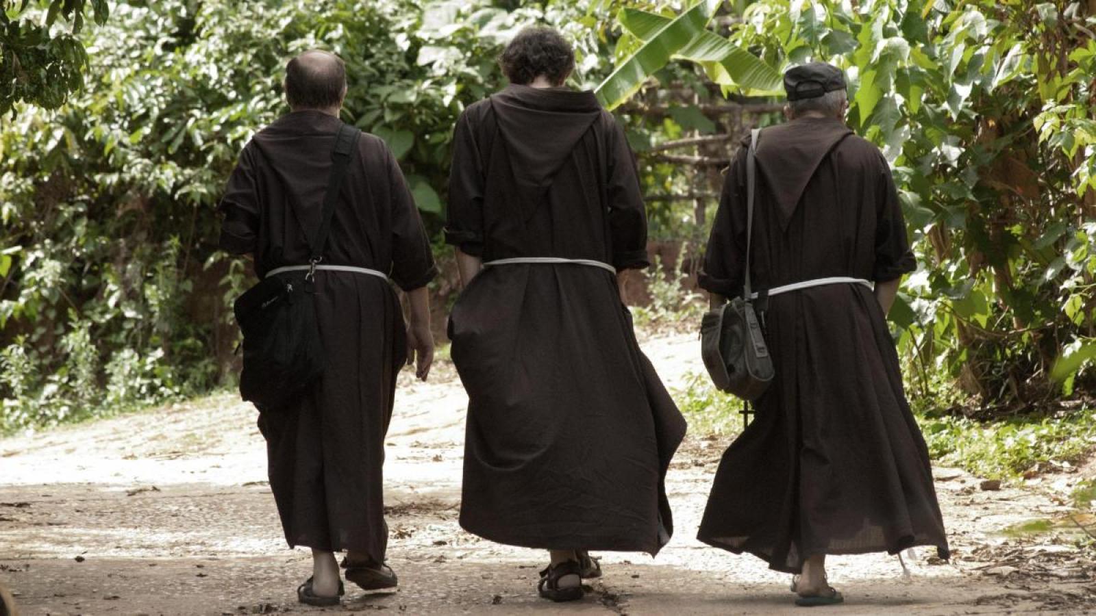 Manca la perpetua, i frati la cercano con un annuncio sul web