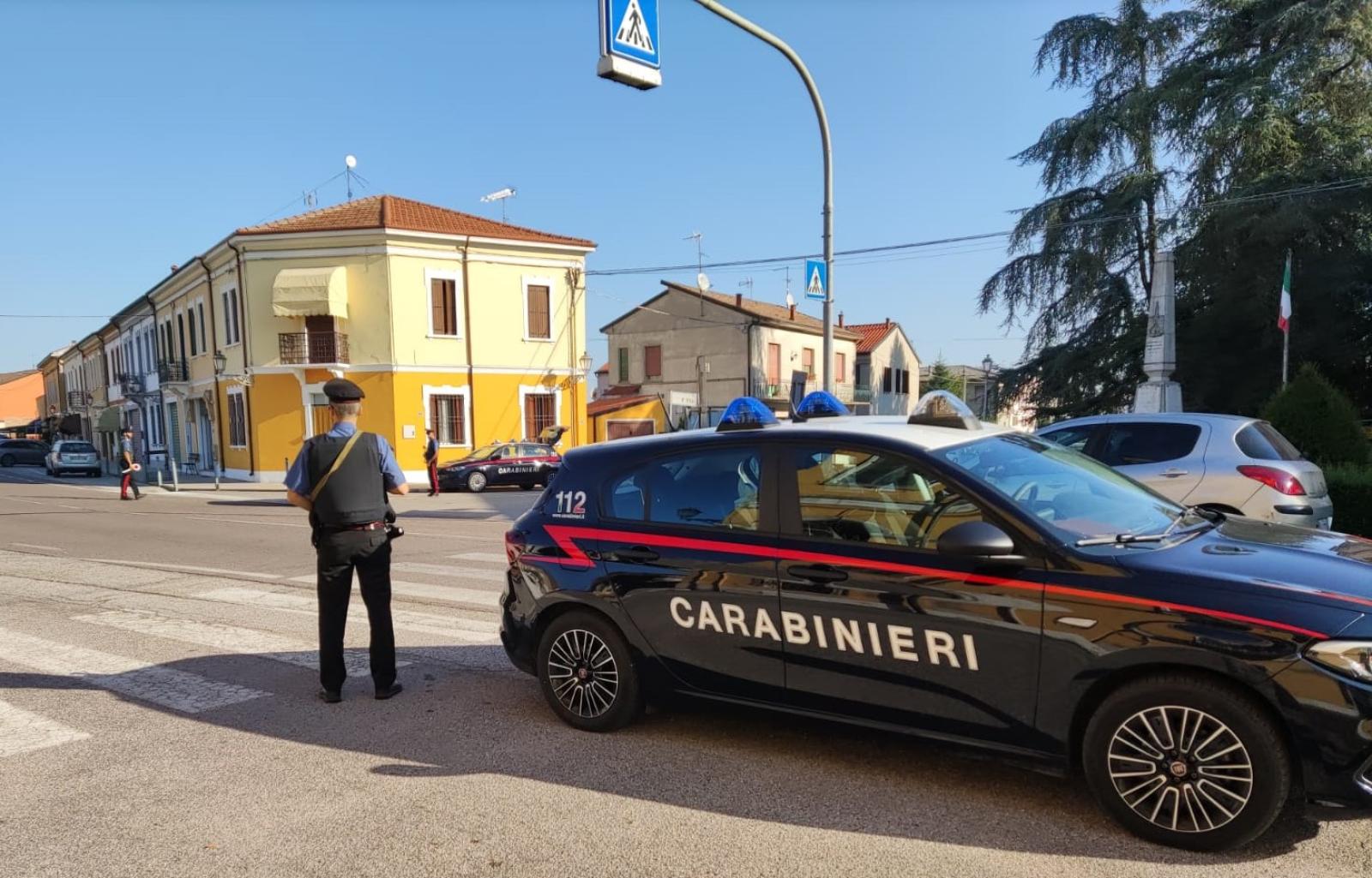 Continuava a perseguitarla, arrestato