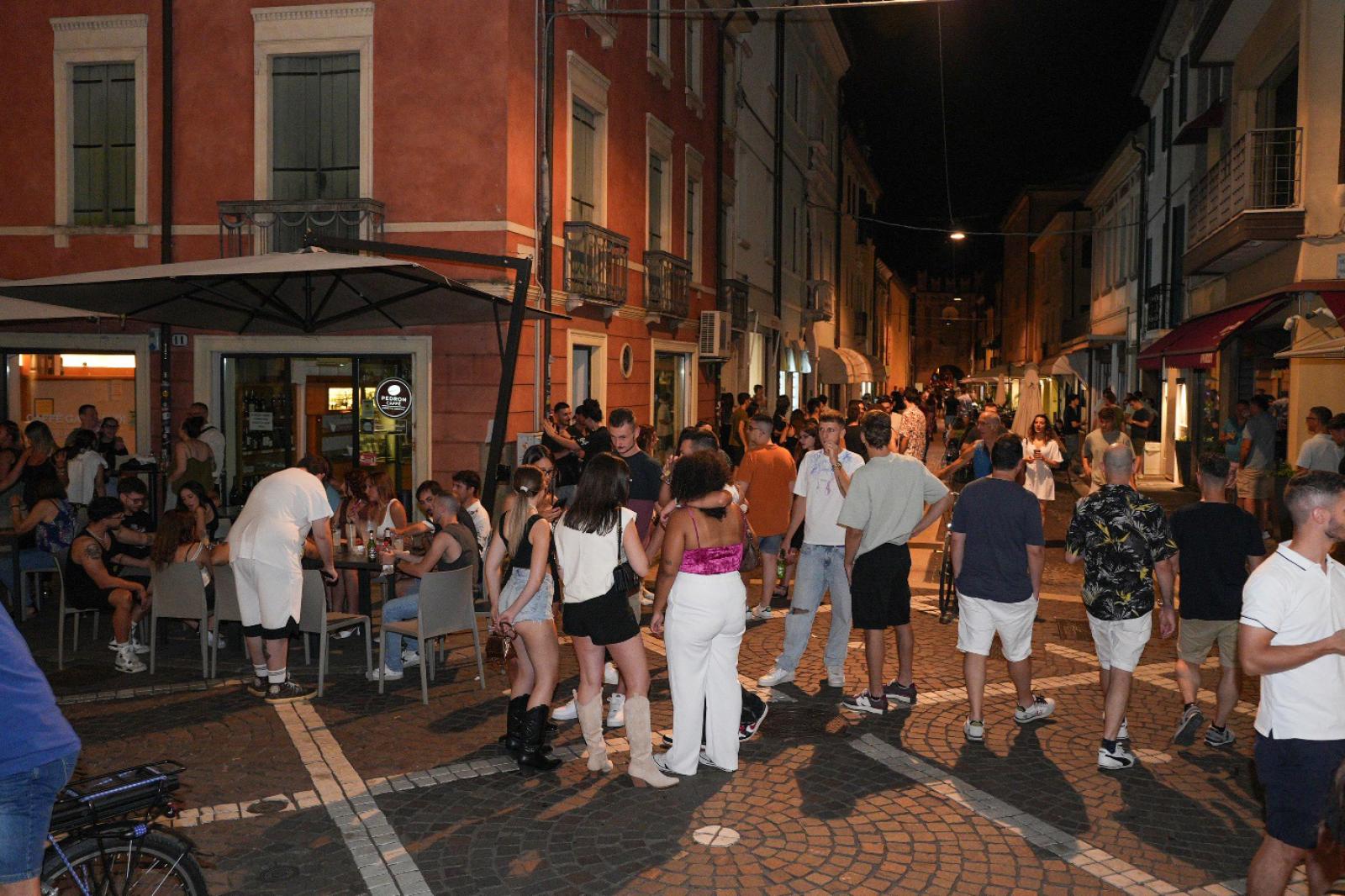 Musicalbar e spaghetti a mezzanotte!