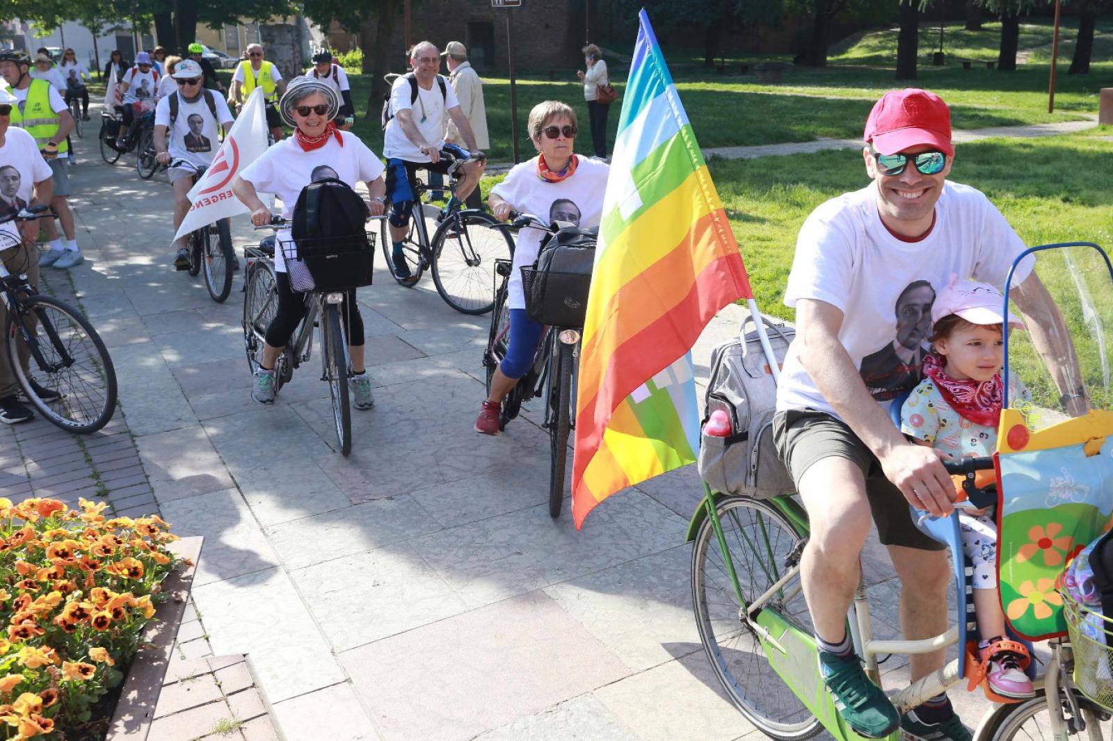 Biciclettate fra luoghi e storie della citt&agrave;