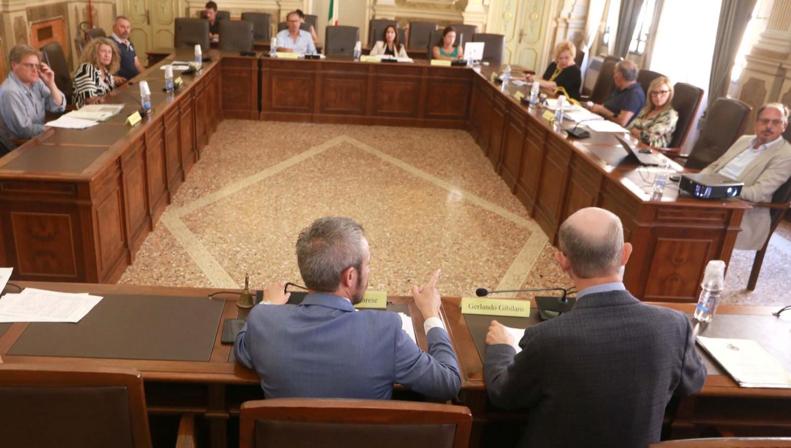 Provinciali, centrosinistra in cerca di un futuro