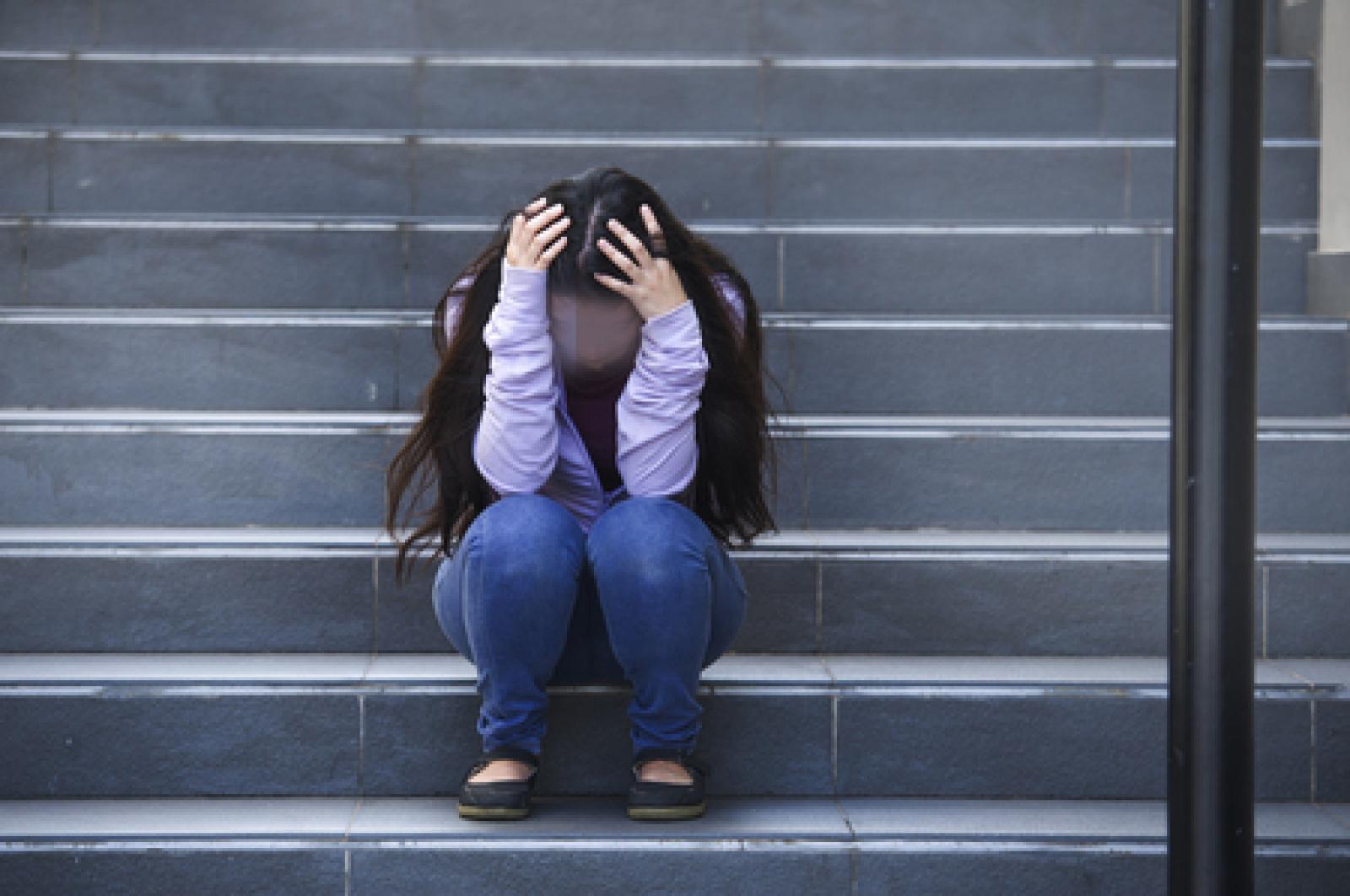 Una 14enne molestata in piazza