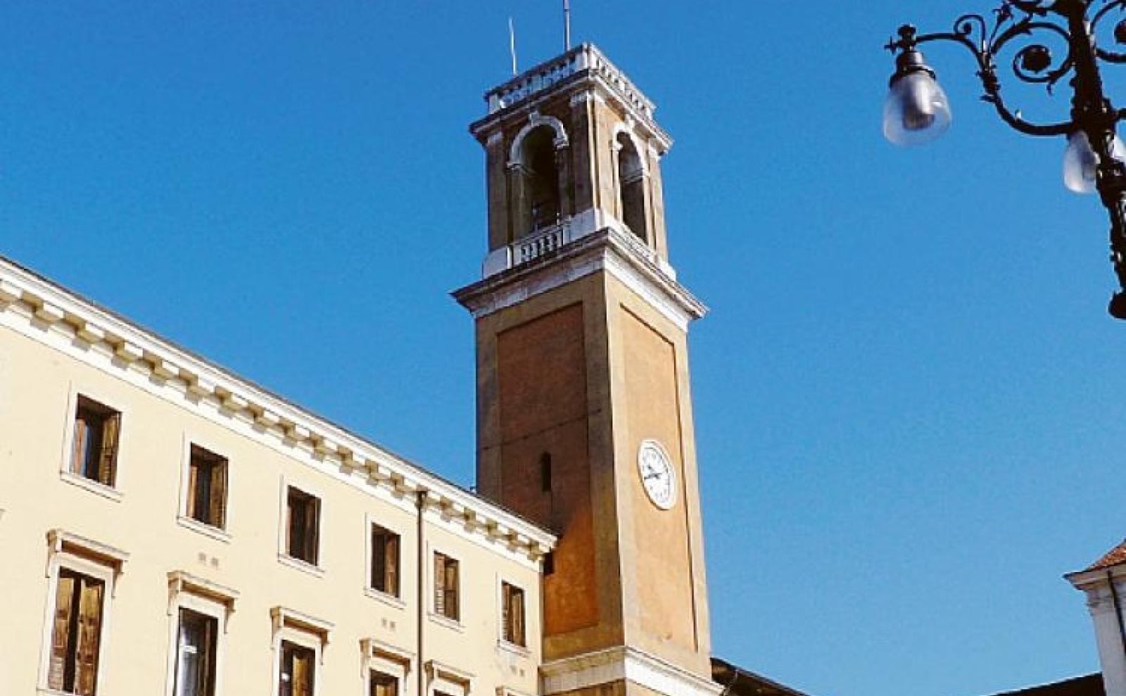 Portavoce, almeno due in corsa