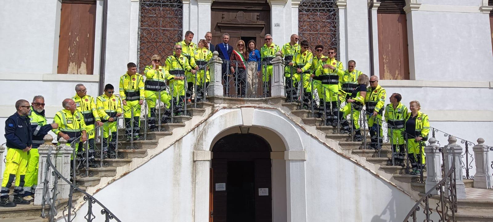 Vent&rsquo;anni di "angeli in giallo"