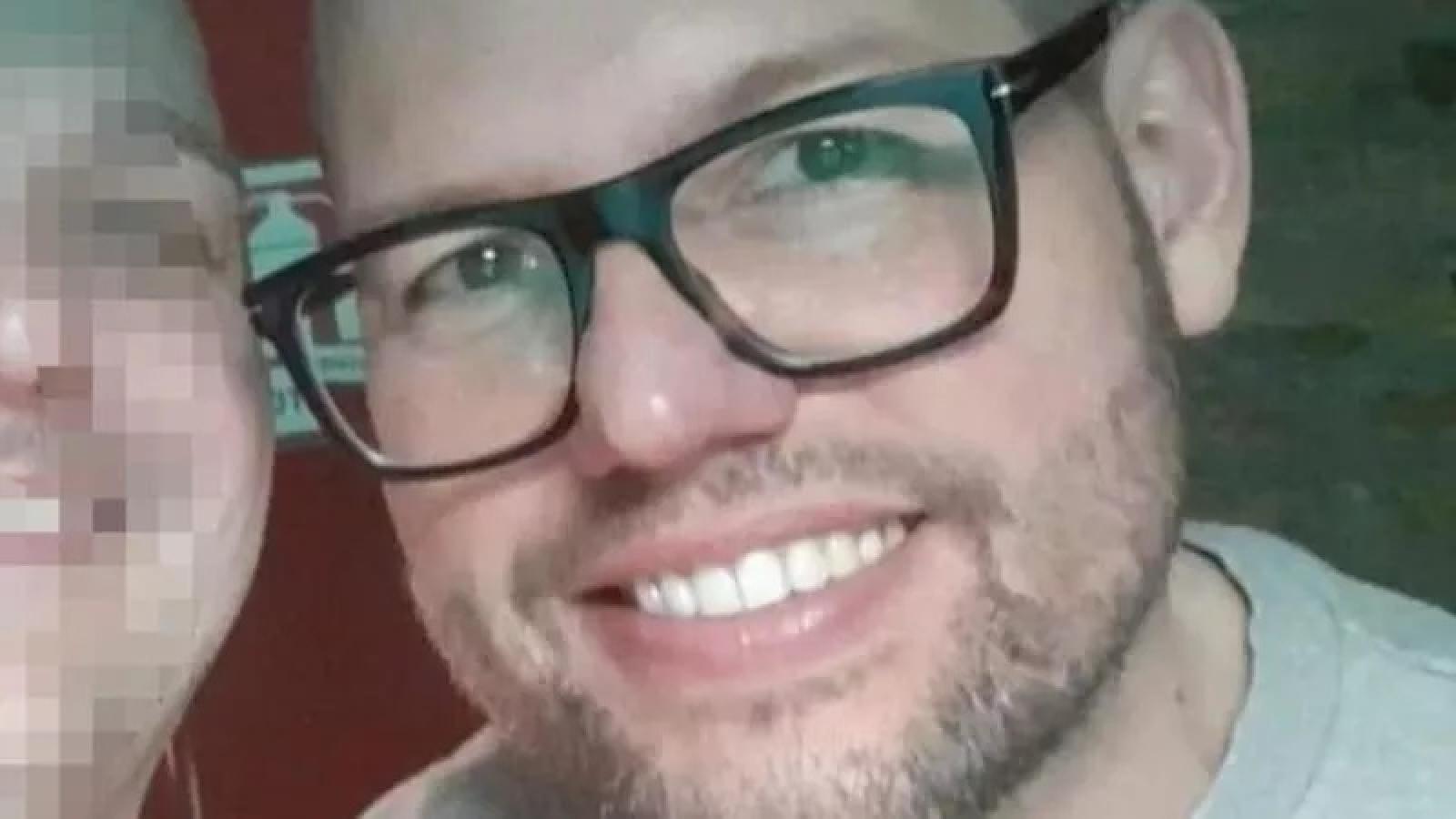 Accecato dal sole, si schianta in Harley e muore