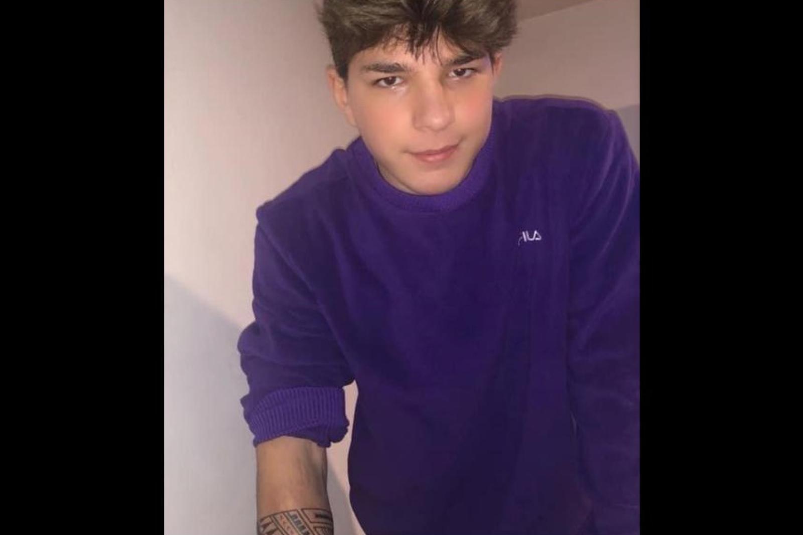 Alessio trovato morto a letto a 20 anni