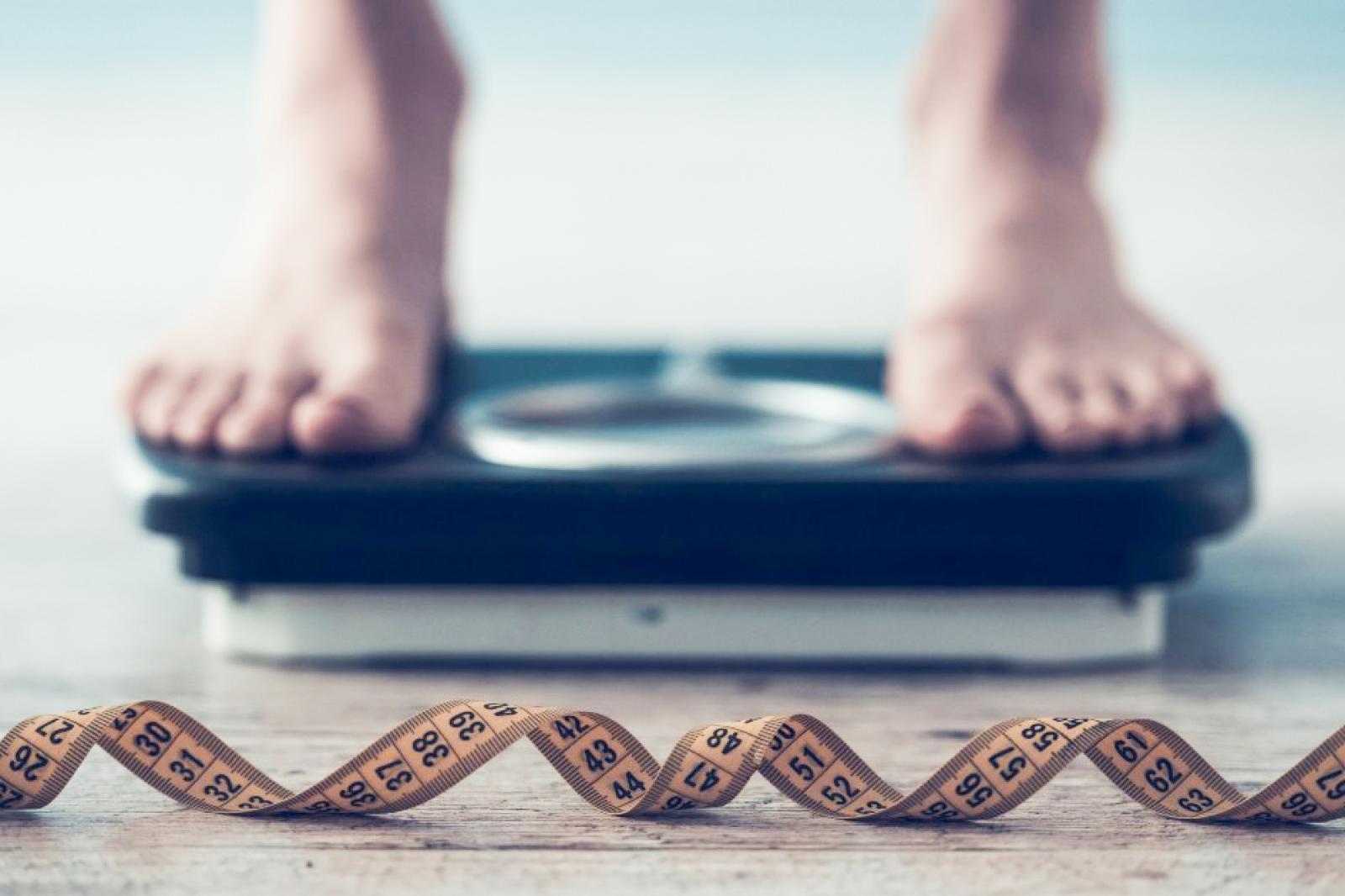 Anoressia e Ansia nei Giovani: Un Allarme Sociale