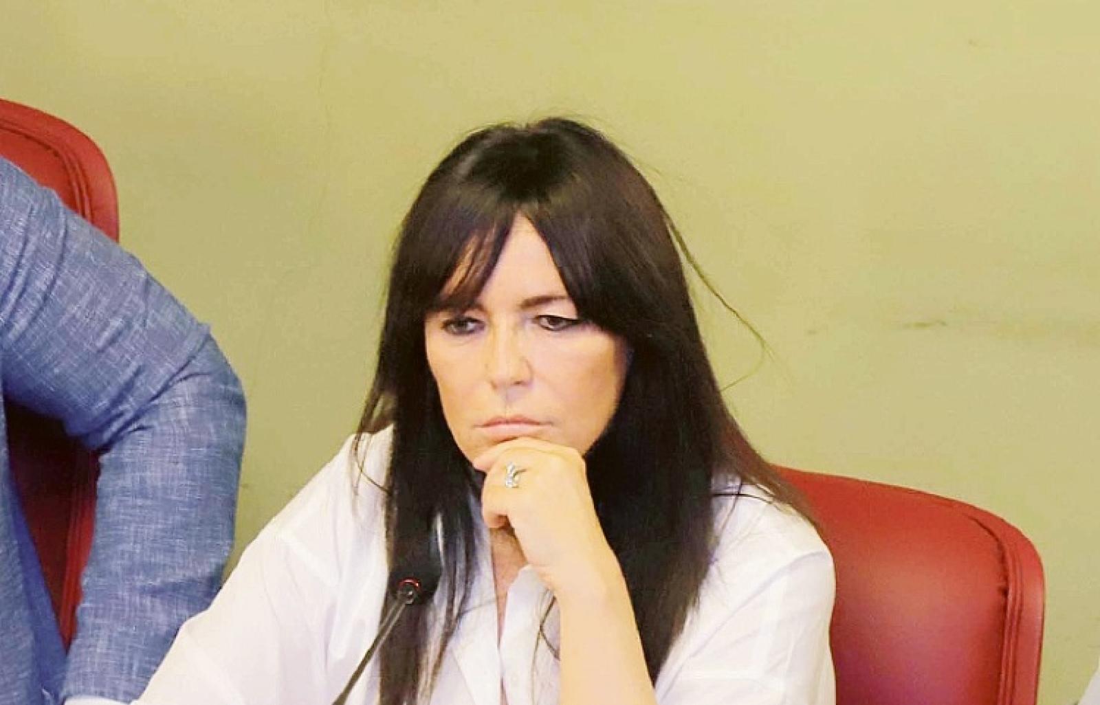 L&rsquo;aula si infiamma sul caso Ecopol