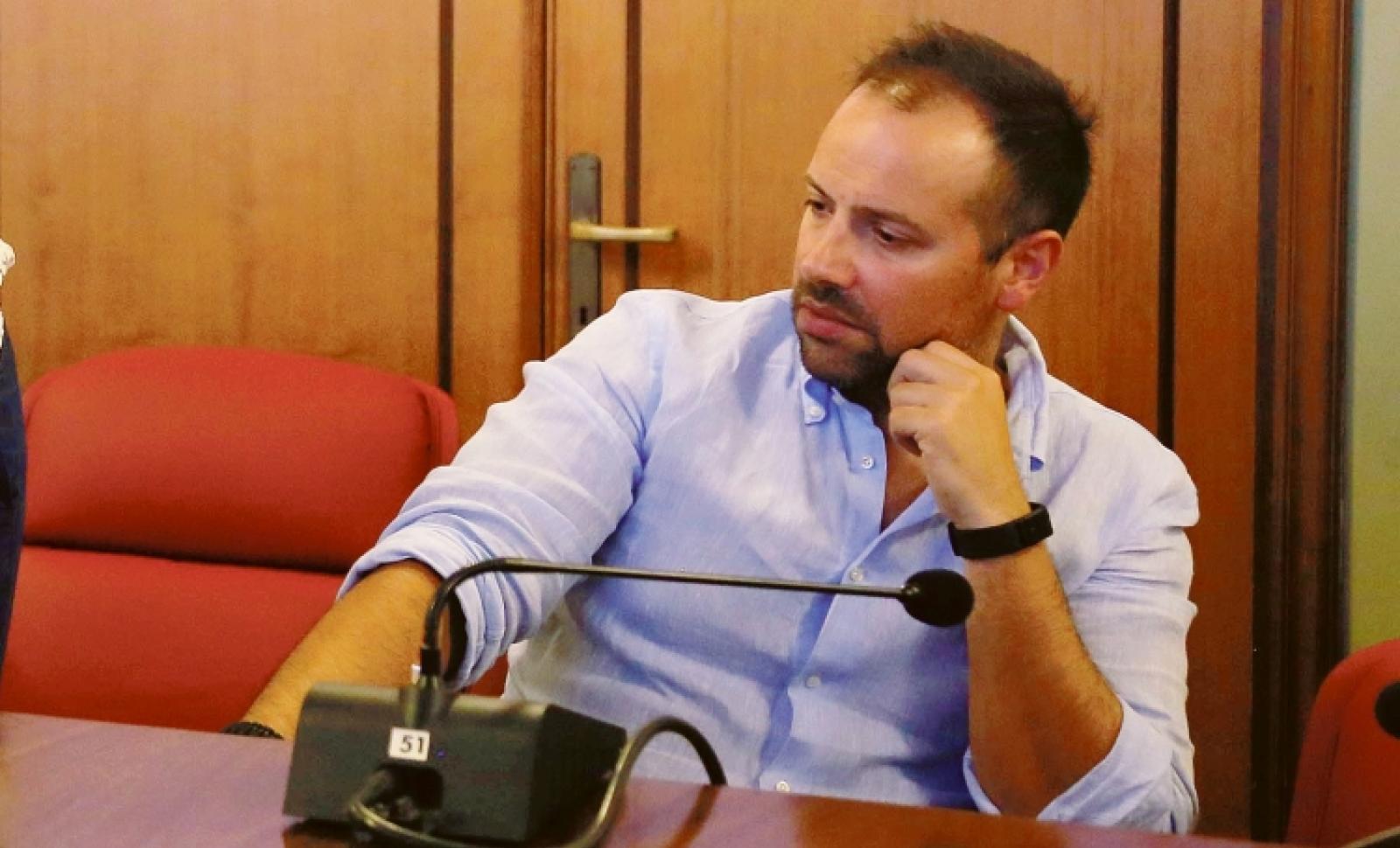 Giunta, il sindaco fa fuori Maniezzo