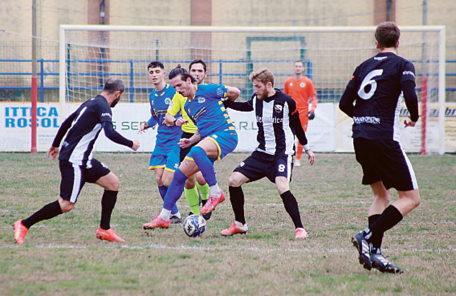 Passarella alza il muro, un punto per il Porto Viro