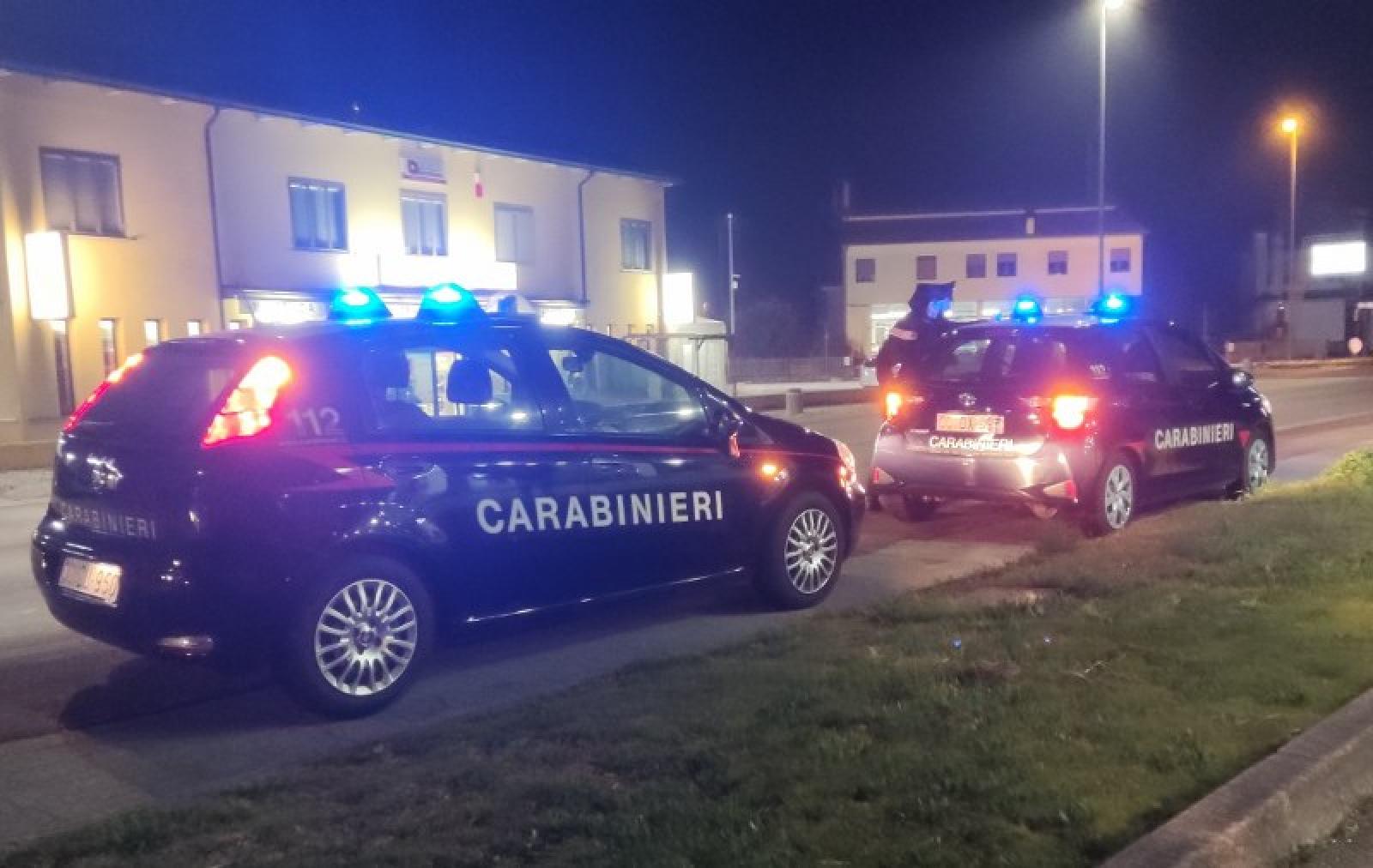 Si schianta e rifiuta l'etilometro: perde l'auto