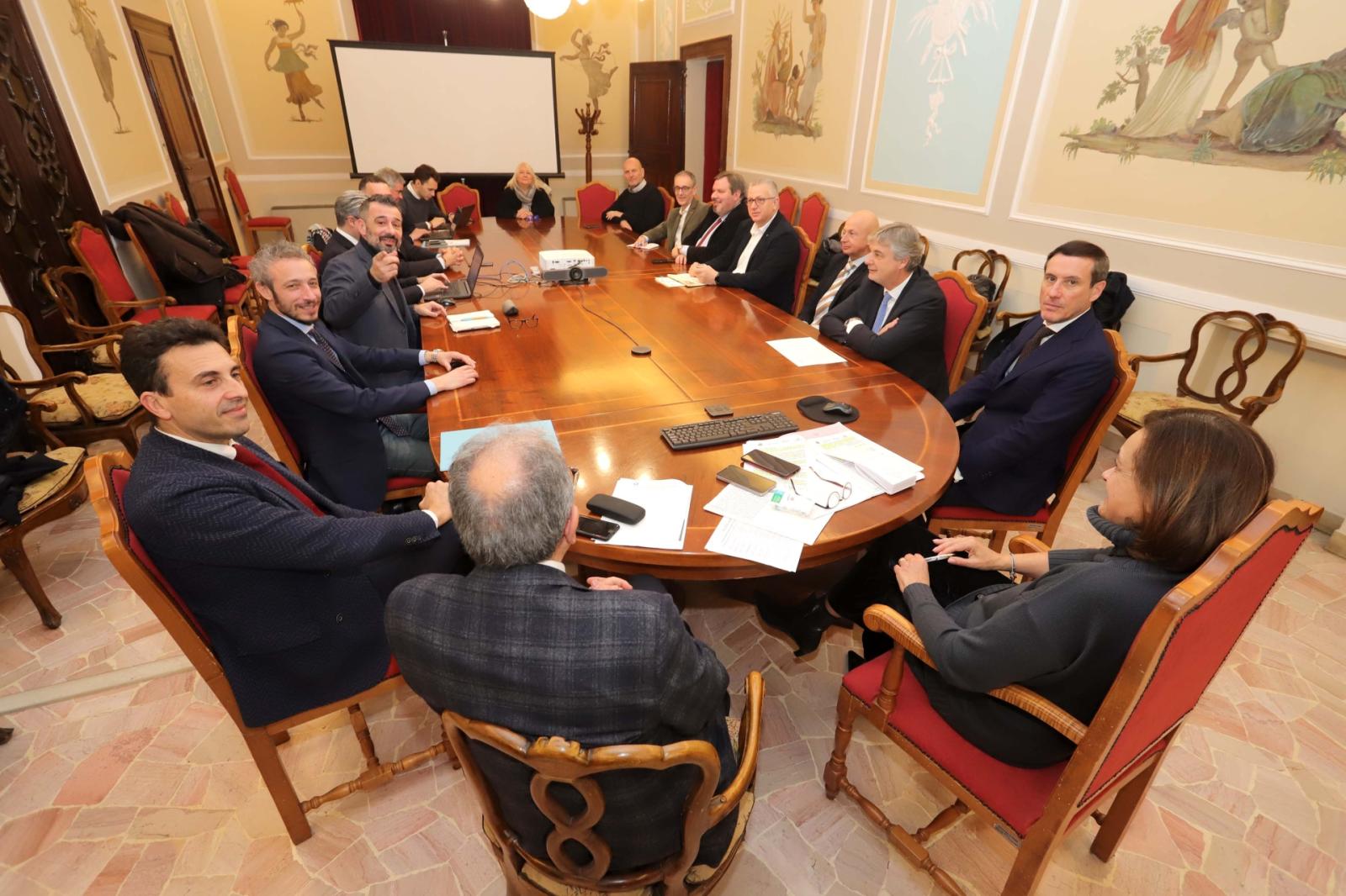 Terminal gas, &ldquo;I fondi non solo alla pesca&rdquo;