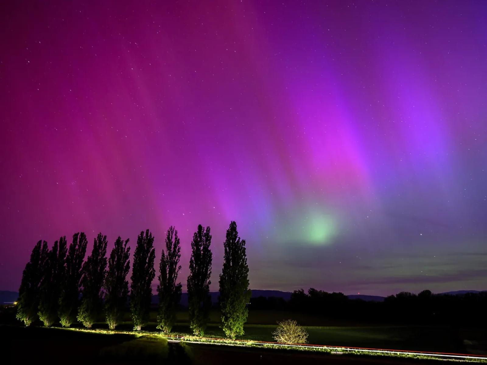 Una Macchia Solare Minaccia la Terra: AR 3964 e il Rischio di Tempeste Geomagnetiche