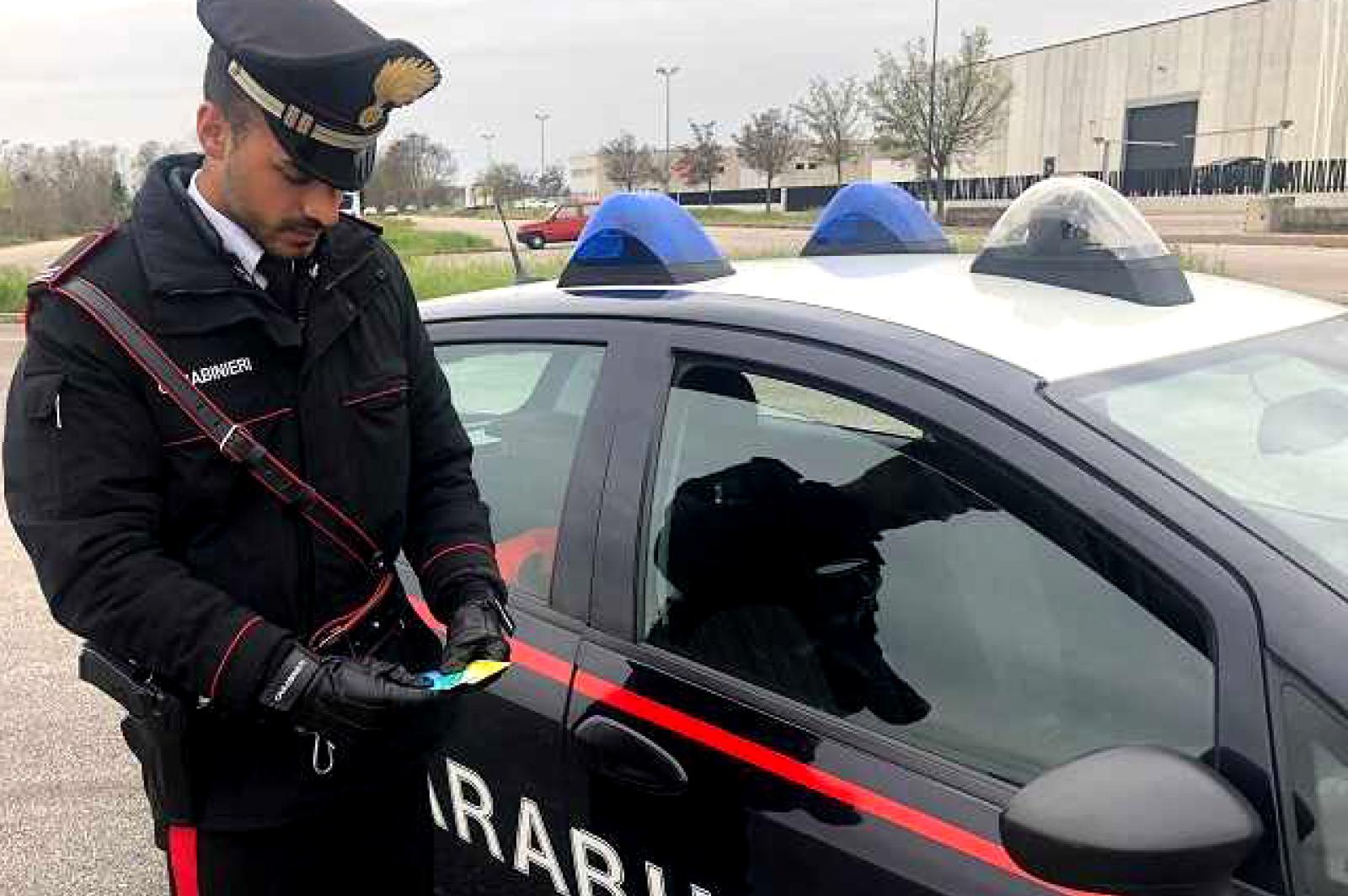 Sorpassi azzardati e marijuana: la pericolosa guida di un camionista sulla Romea