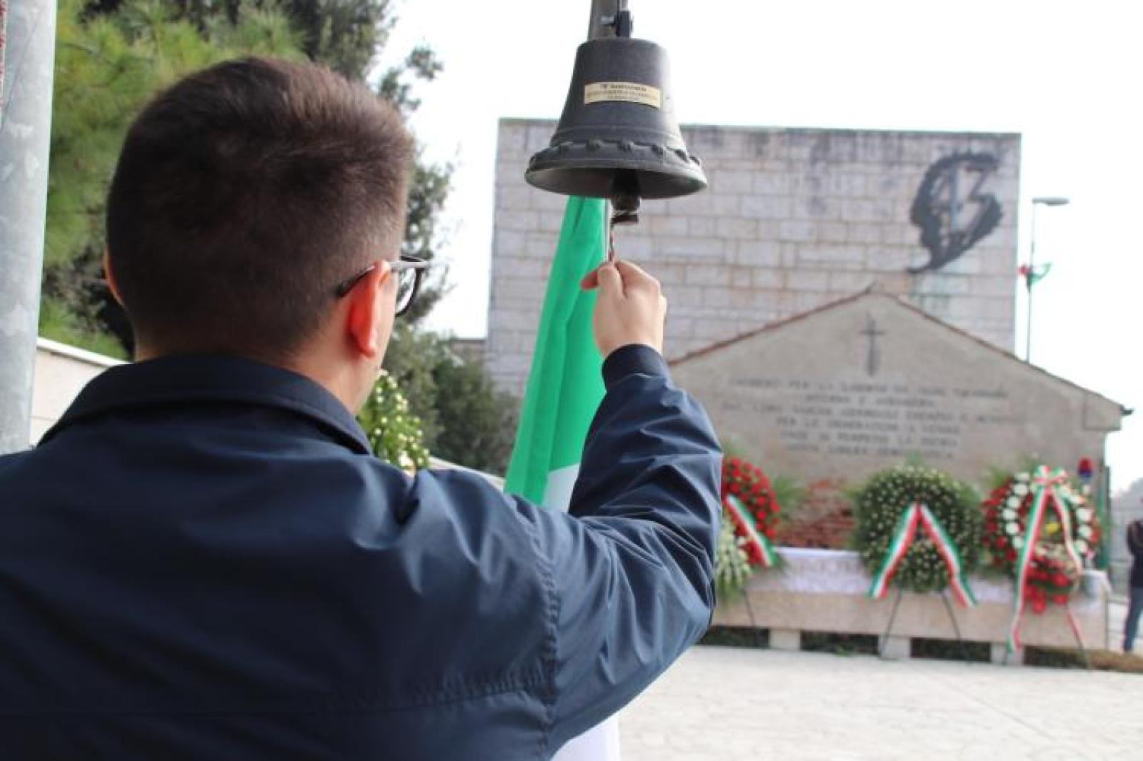 "Medaglia d'oro al Comune dell'eccidio"