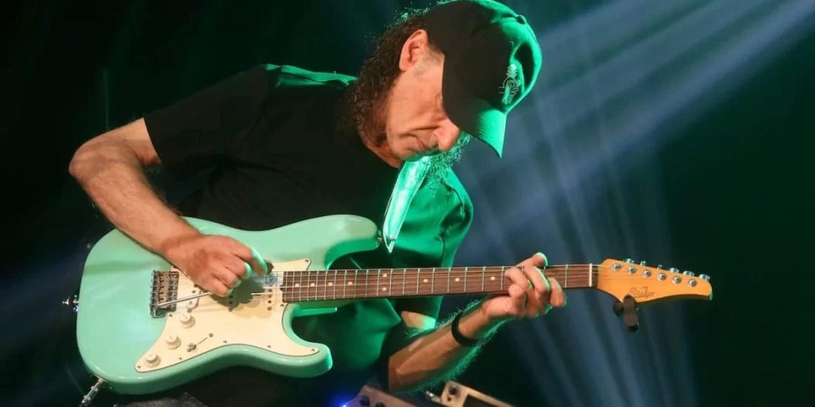 Scott Henderson: Il Maestro della Fusion in Concerto a Verona