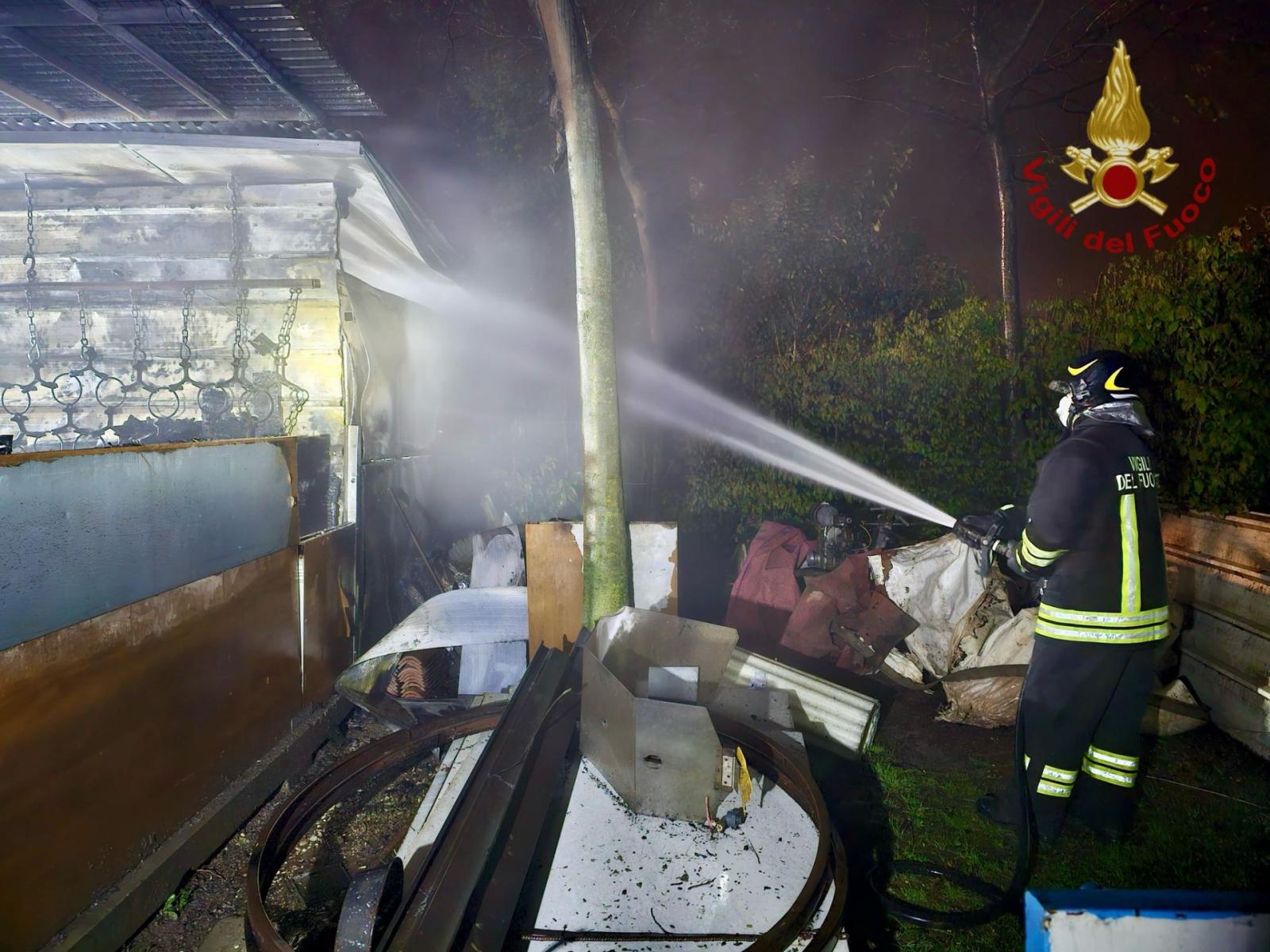 Due pastori tedeschi eroi: salvano la casa da un incendio a Cittadella