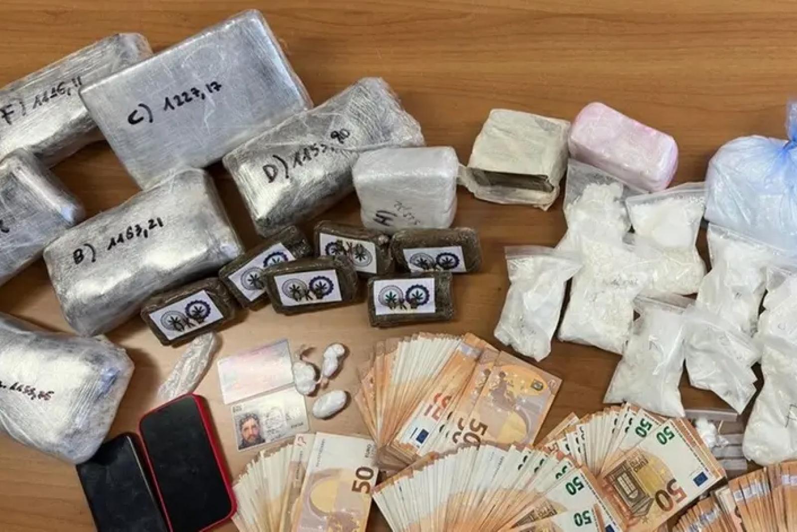 Maestra d'asilo e pusher: una doppia vita svelata a Campodarsego