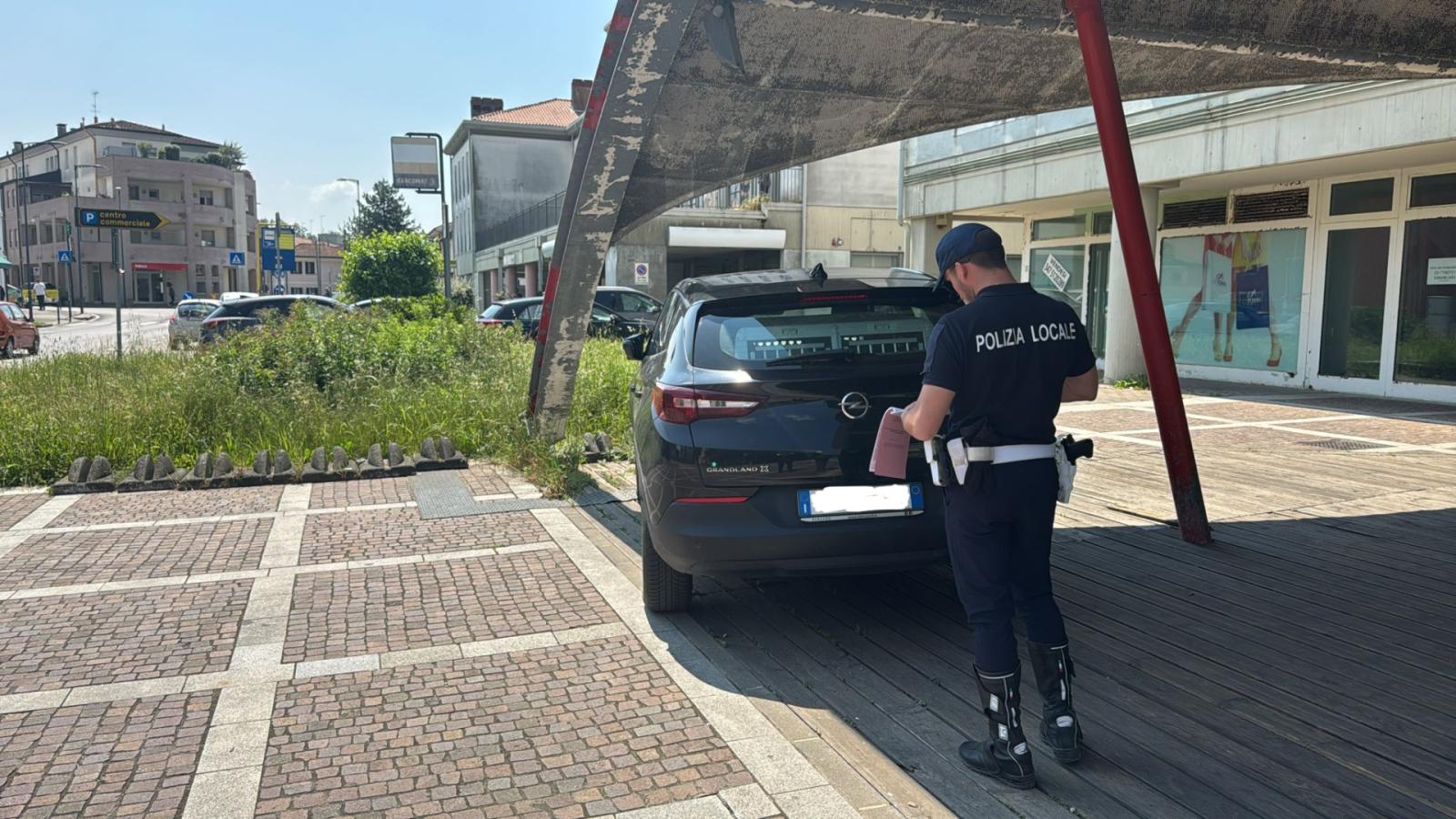 Sosta selvaggia, raffica di multe