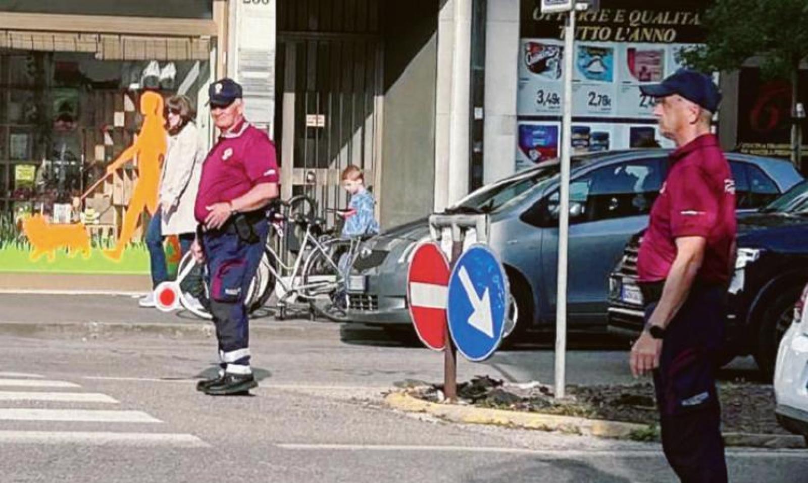Volontari al controllo sulla citt&agrave;