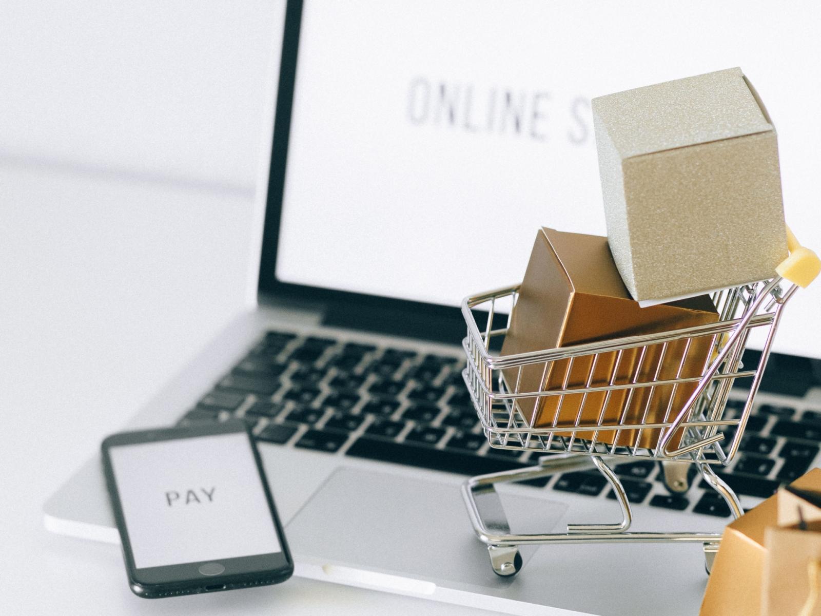 emilia-romagna al vertice dell'e-commerce: spesa media online record nel 2025