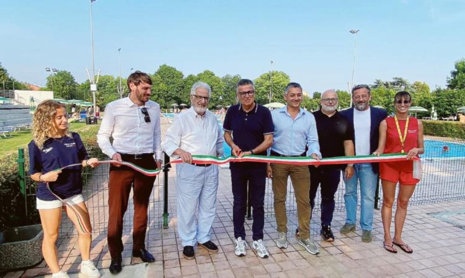 Piscina, parte la nuova stagione