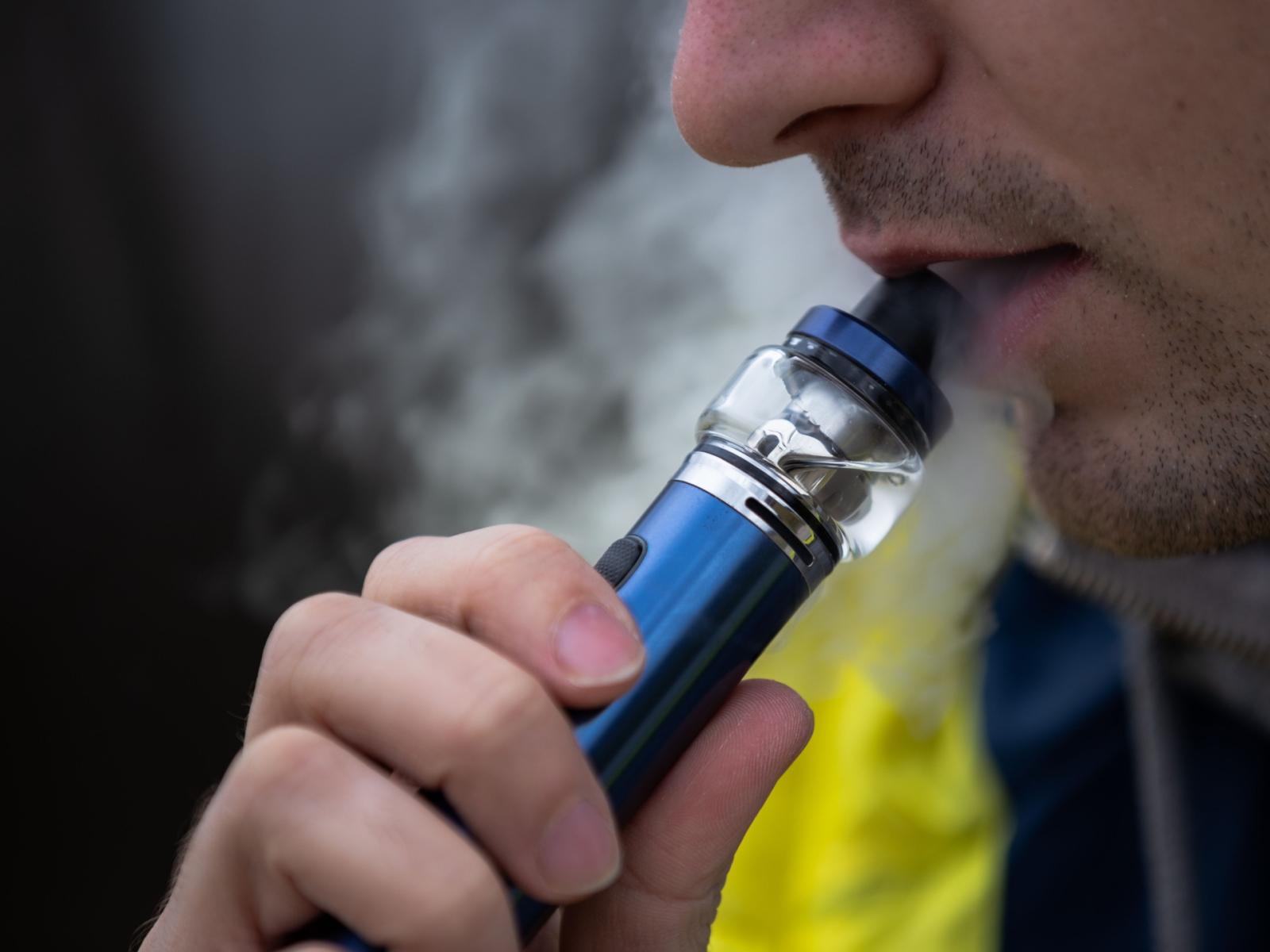 Sigarette elettroniche: un pericolo nascosto per la salute dei giovani