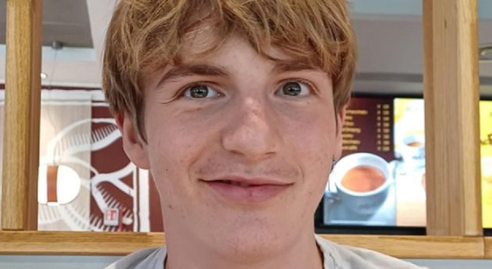 Muore a 15 anni per un male incurabile