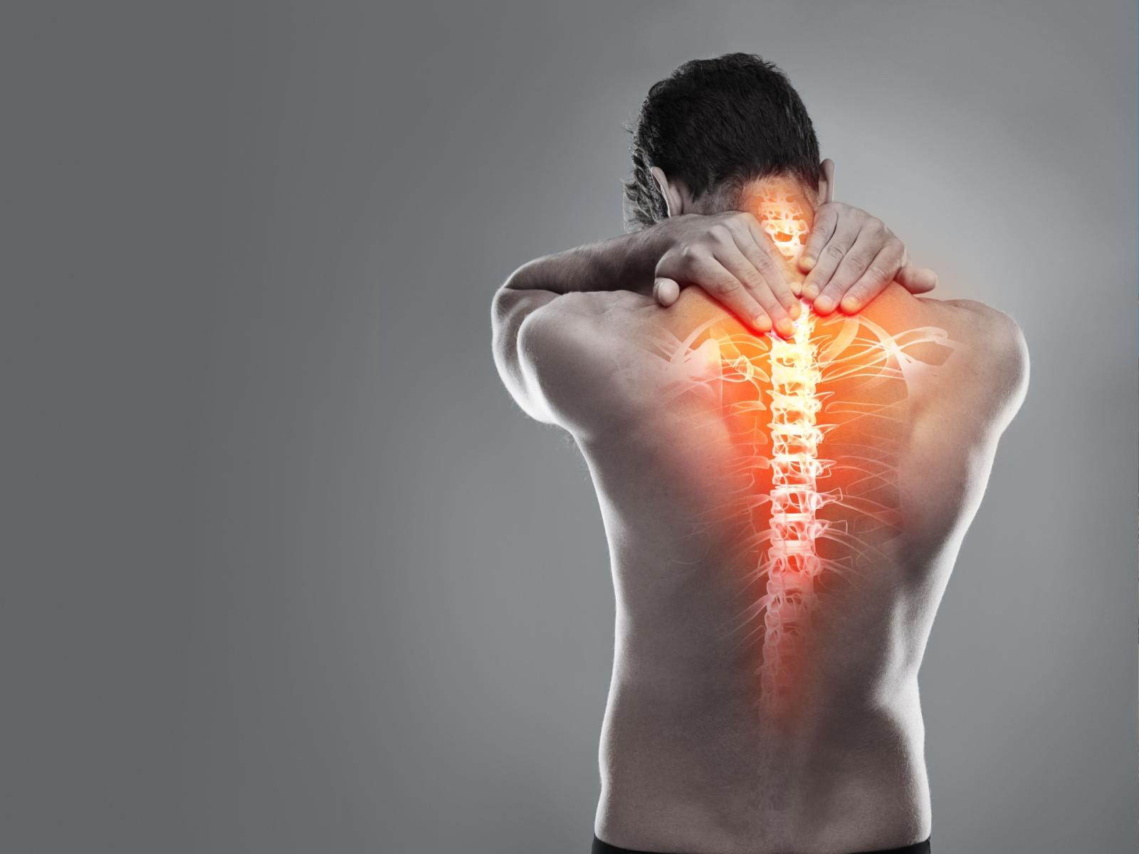 Mal di schiena: un problema globale e le nuove frontiere delle cure