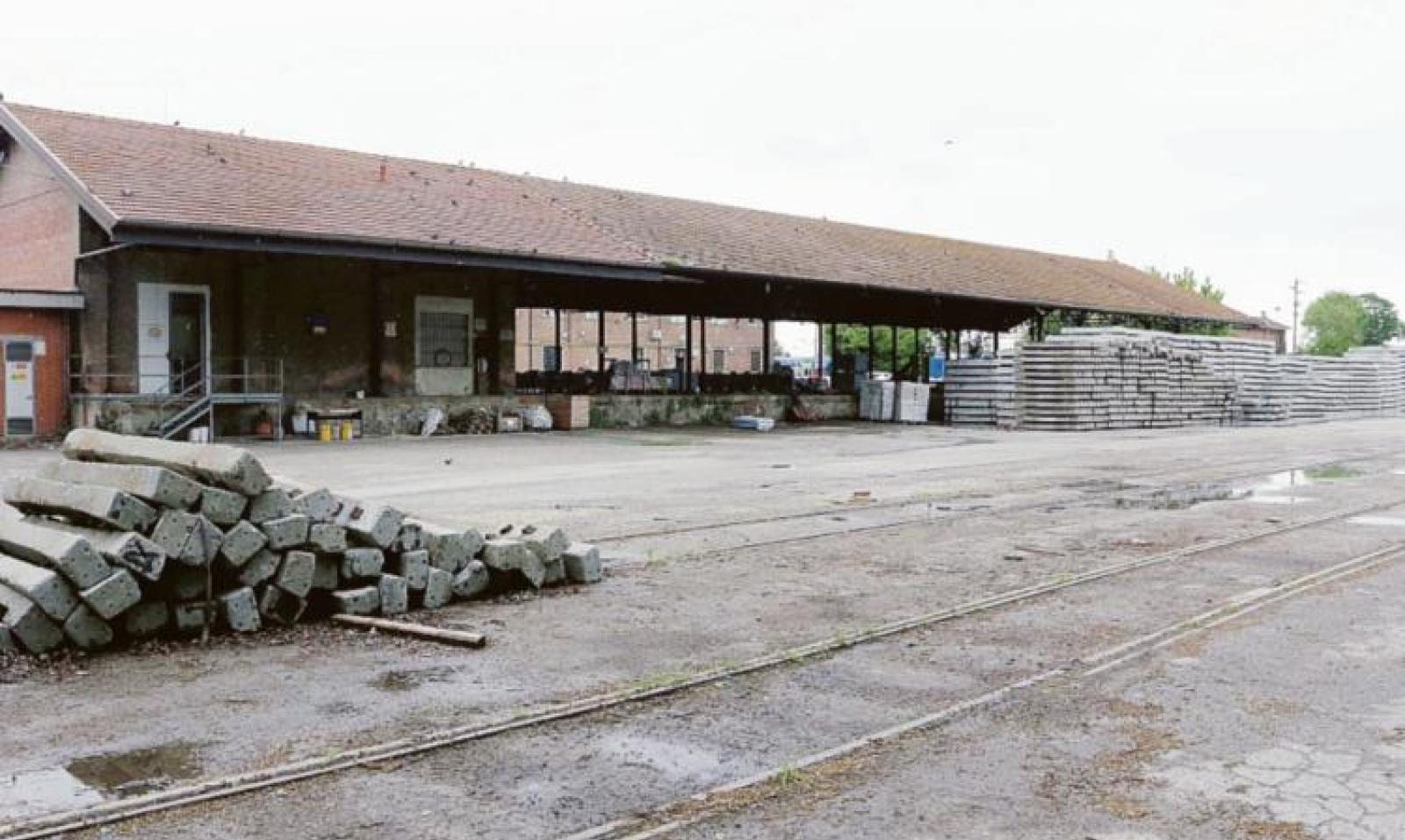 Corriere allo scalo merci, si riparte