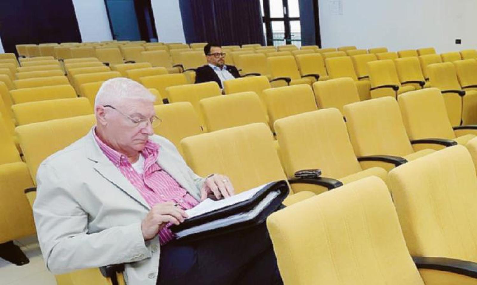 Tirata d&rsquo;orecchie ai sindaci assenti