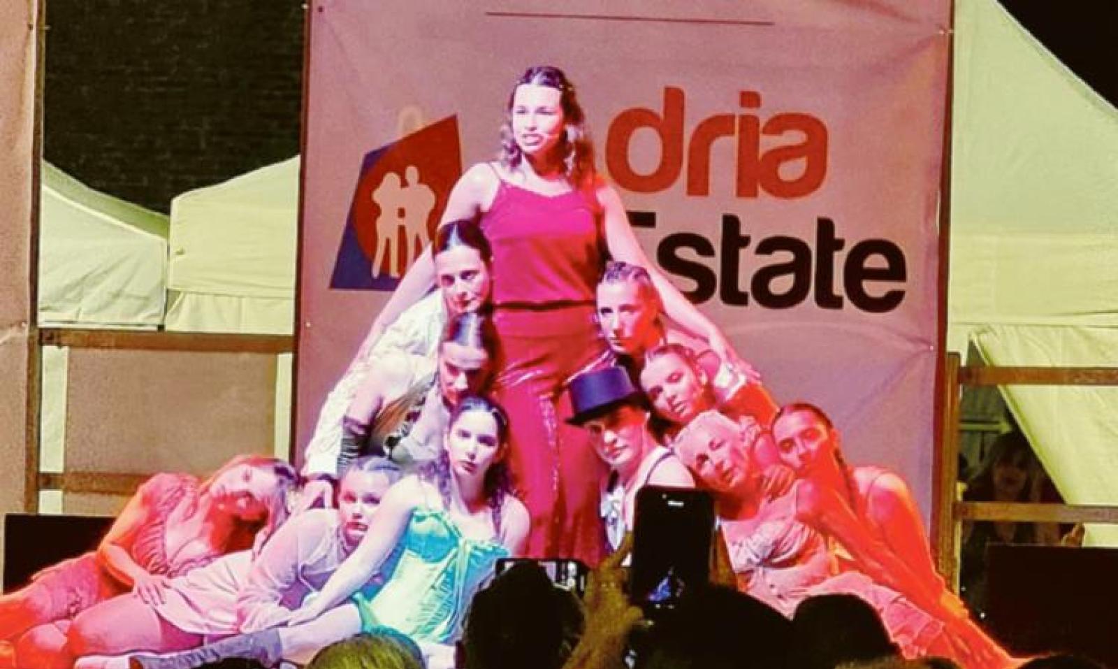 Una piccola Broadway in piazza