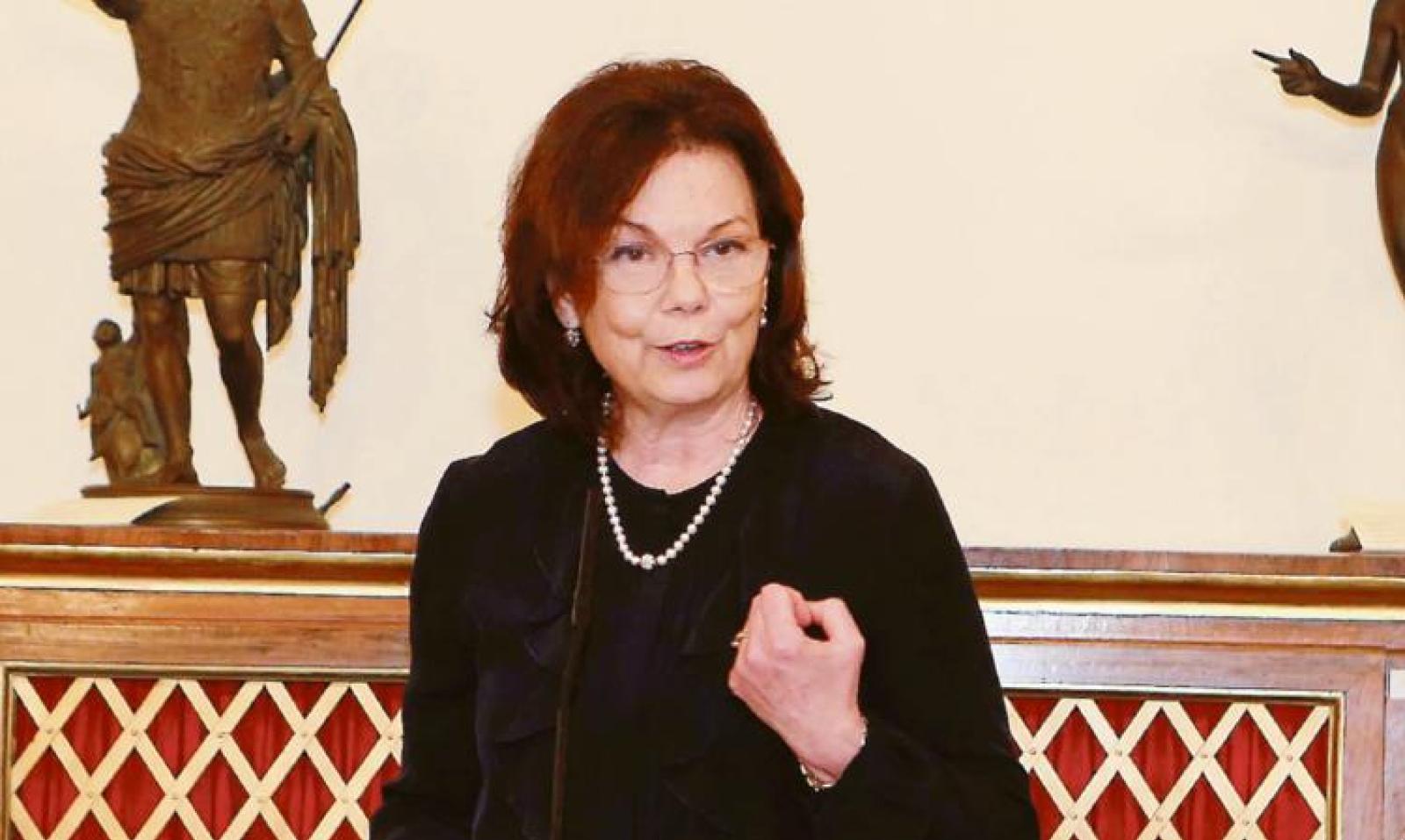 Cinque furti in abitazione al giorno