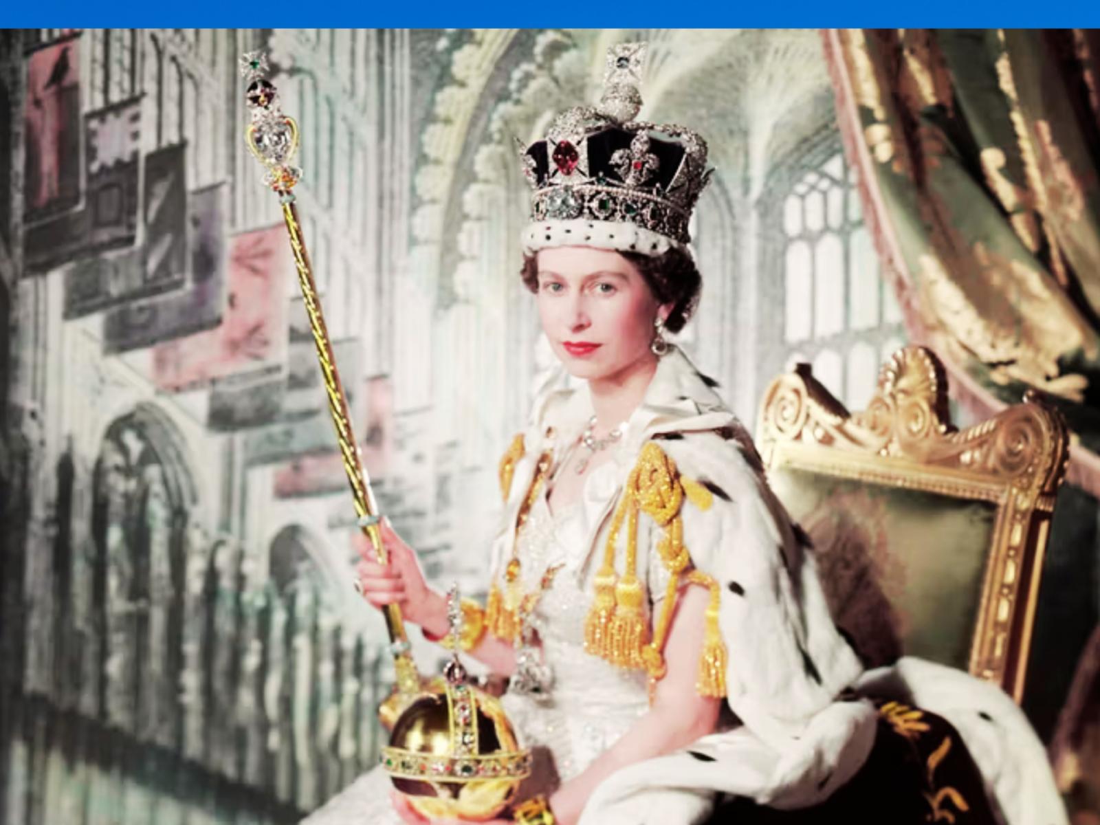 un secolo di stile: la moda di queen elizabeth ii in mostra a buckingham palace