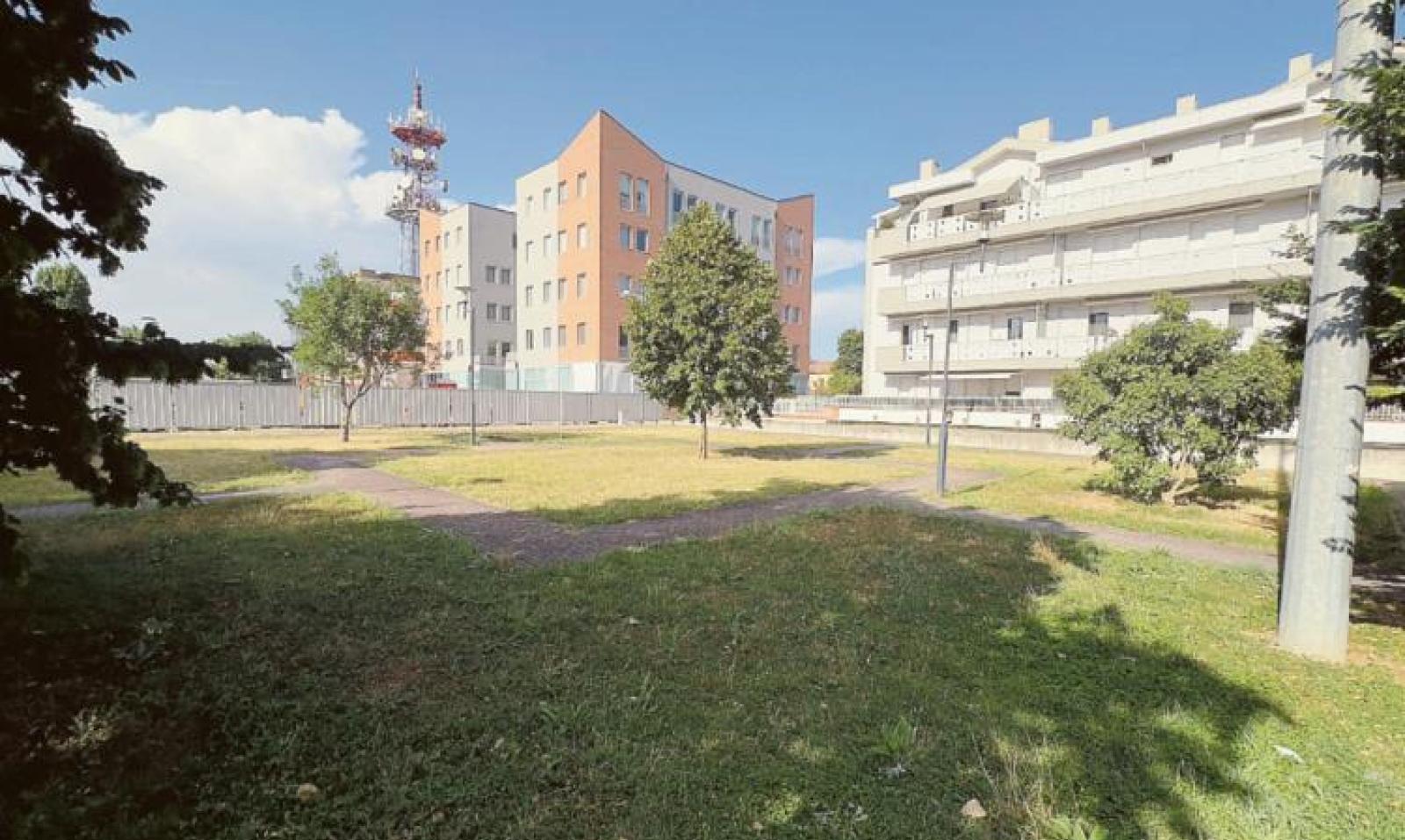 Campi sportivi dietro la stazione