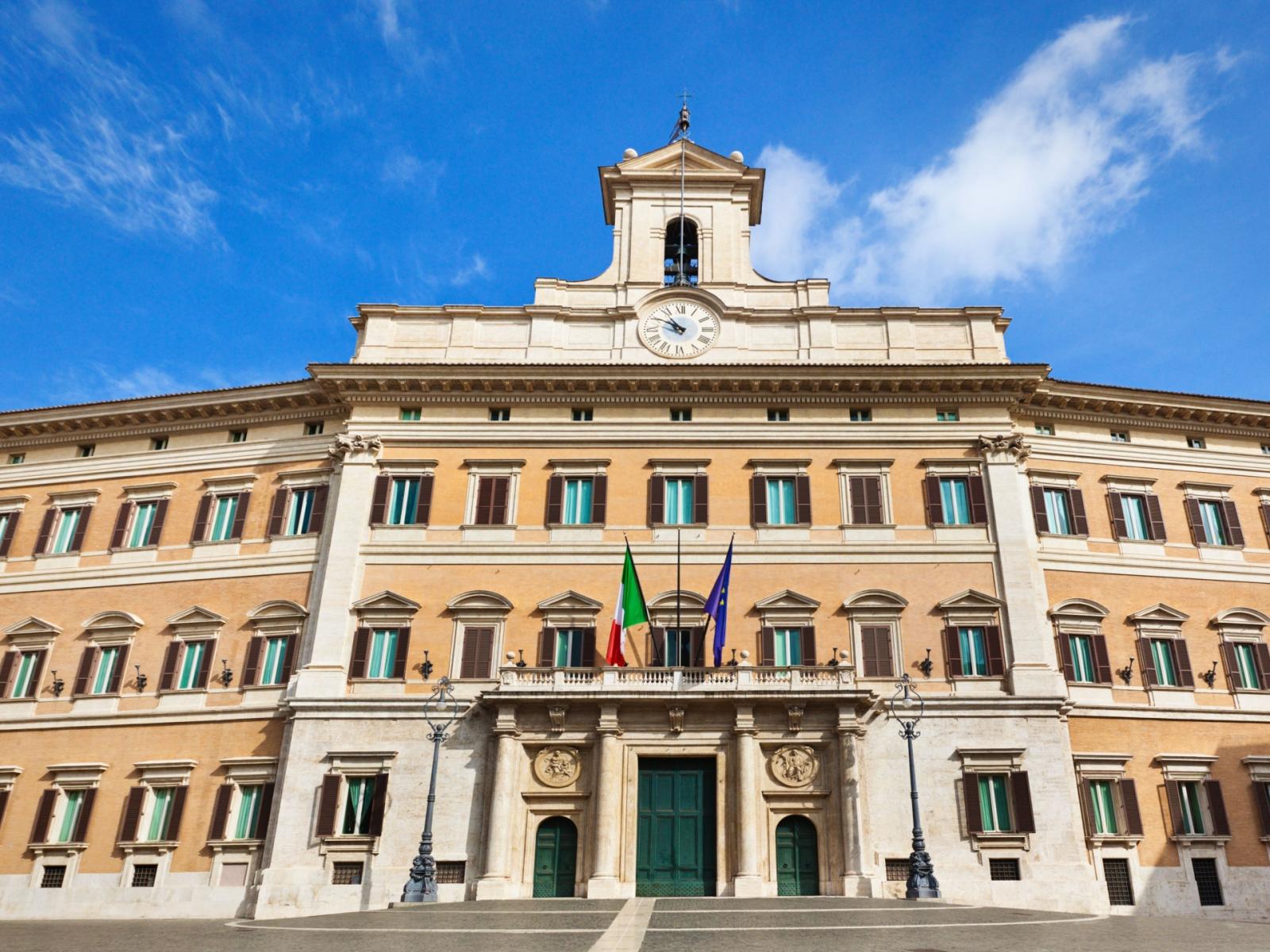 La Camera dei Deputati tra desideri e proposte: stipendi, sostenibilit&agrave; e cultura in primo piano