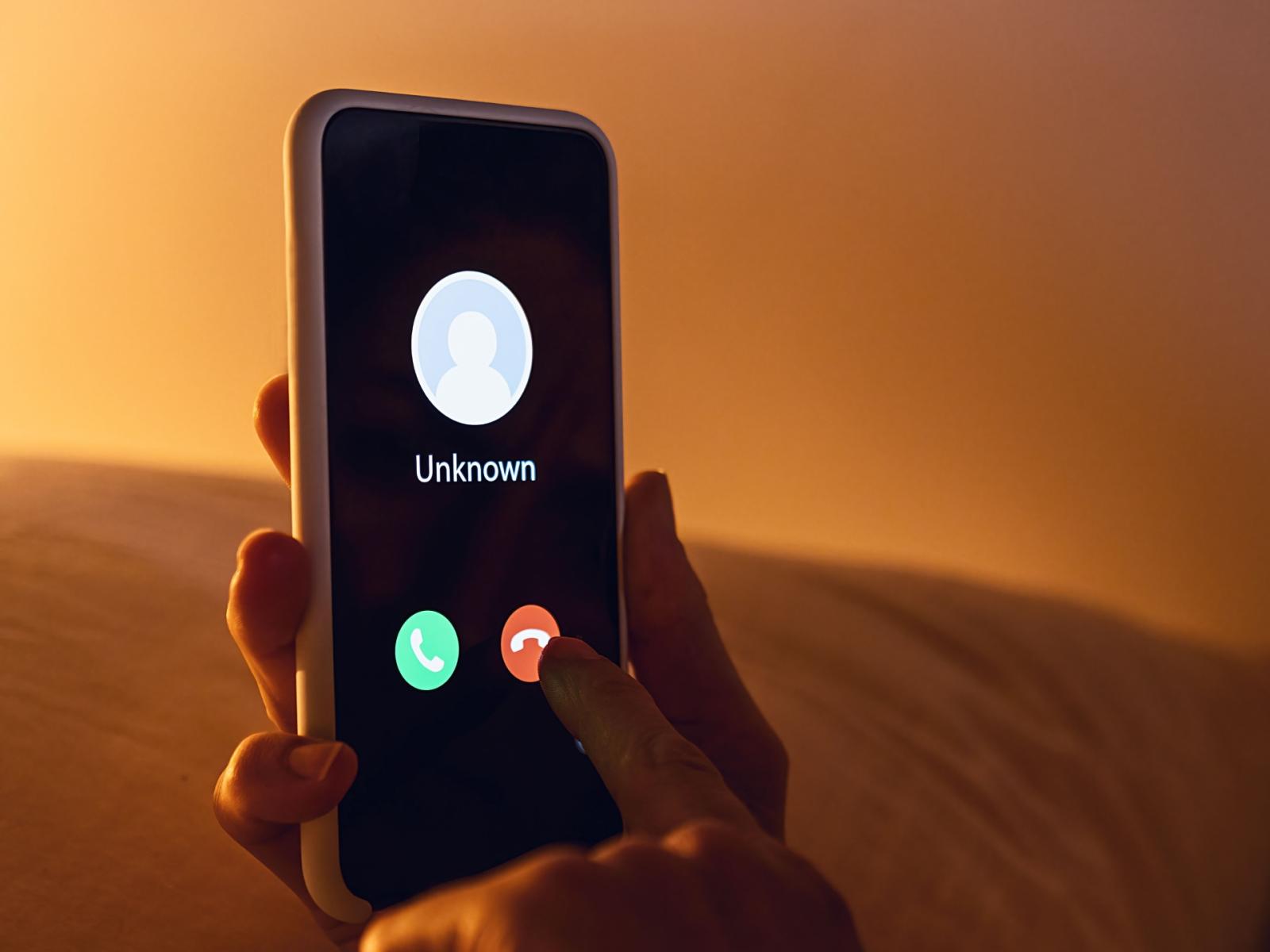 Agcom dichiara guerra alle chiamate moleste: il piano anti-spoofing in Italia