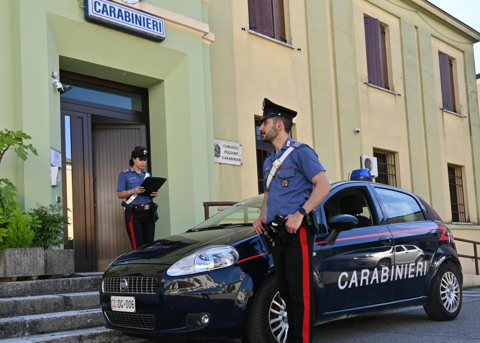 Ubriaco molesto denunciato, sanzionato un locale