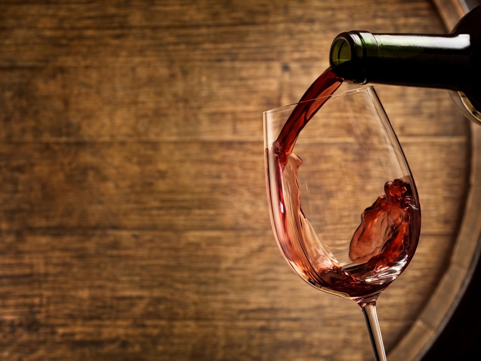 Dazi USA sul vino al 15%, negoziato in stallo: l&rsquo;Italia teme una stangata da miliardi